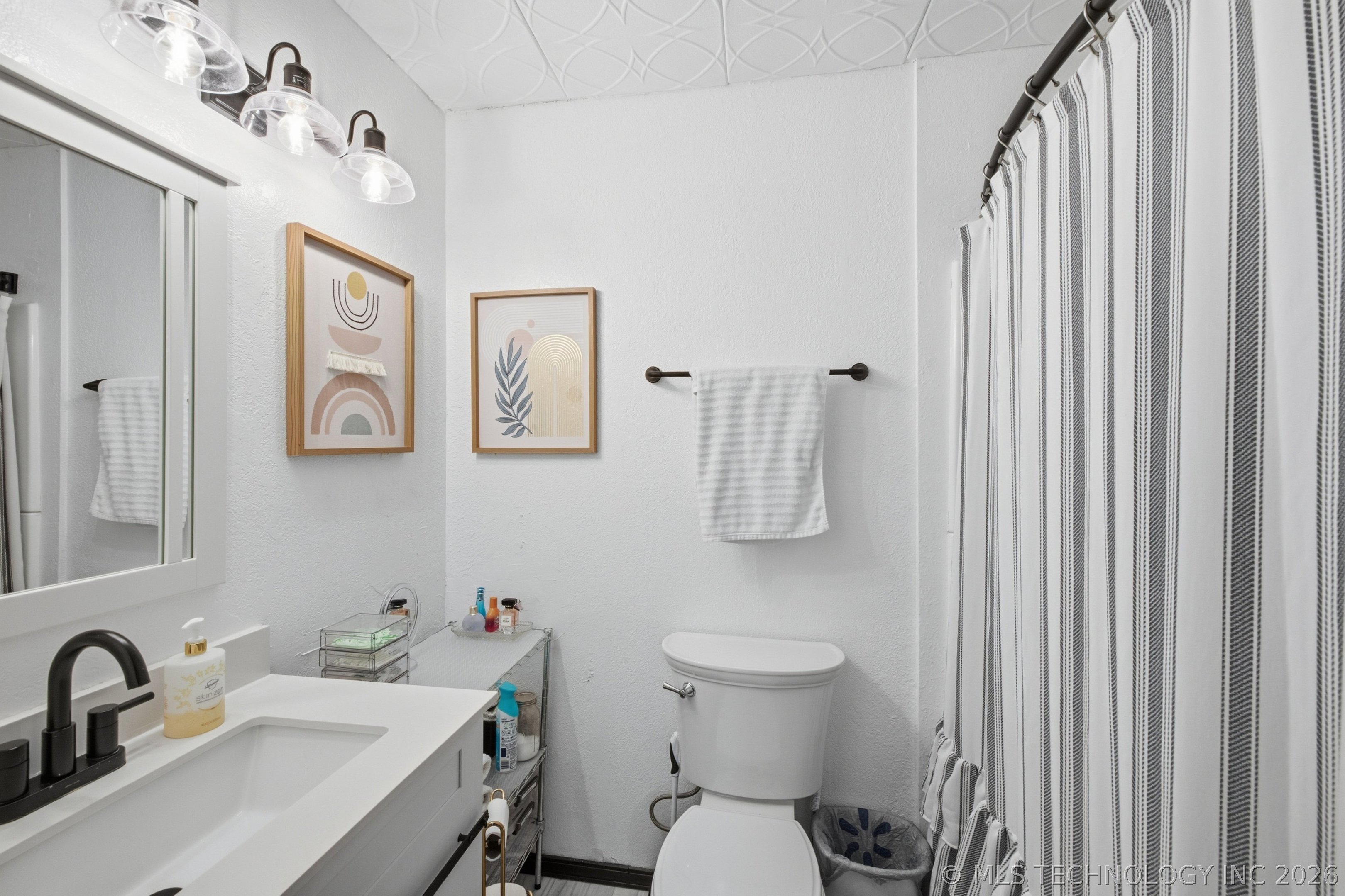 823 Belmont Street Property Photo 12
