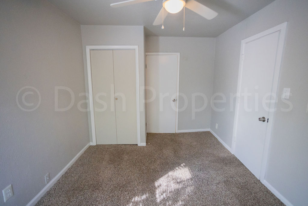 4143 E 1st Street Property Photo 27