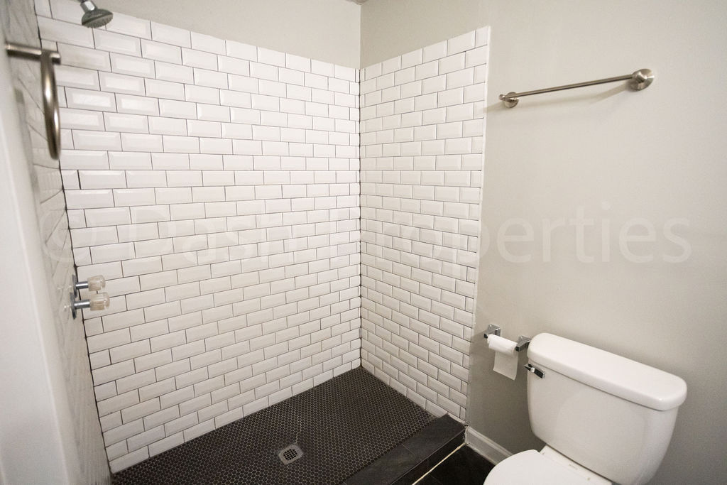 4143 E 1st Street Property Photo 31