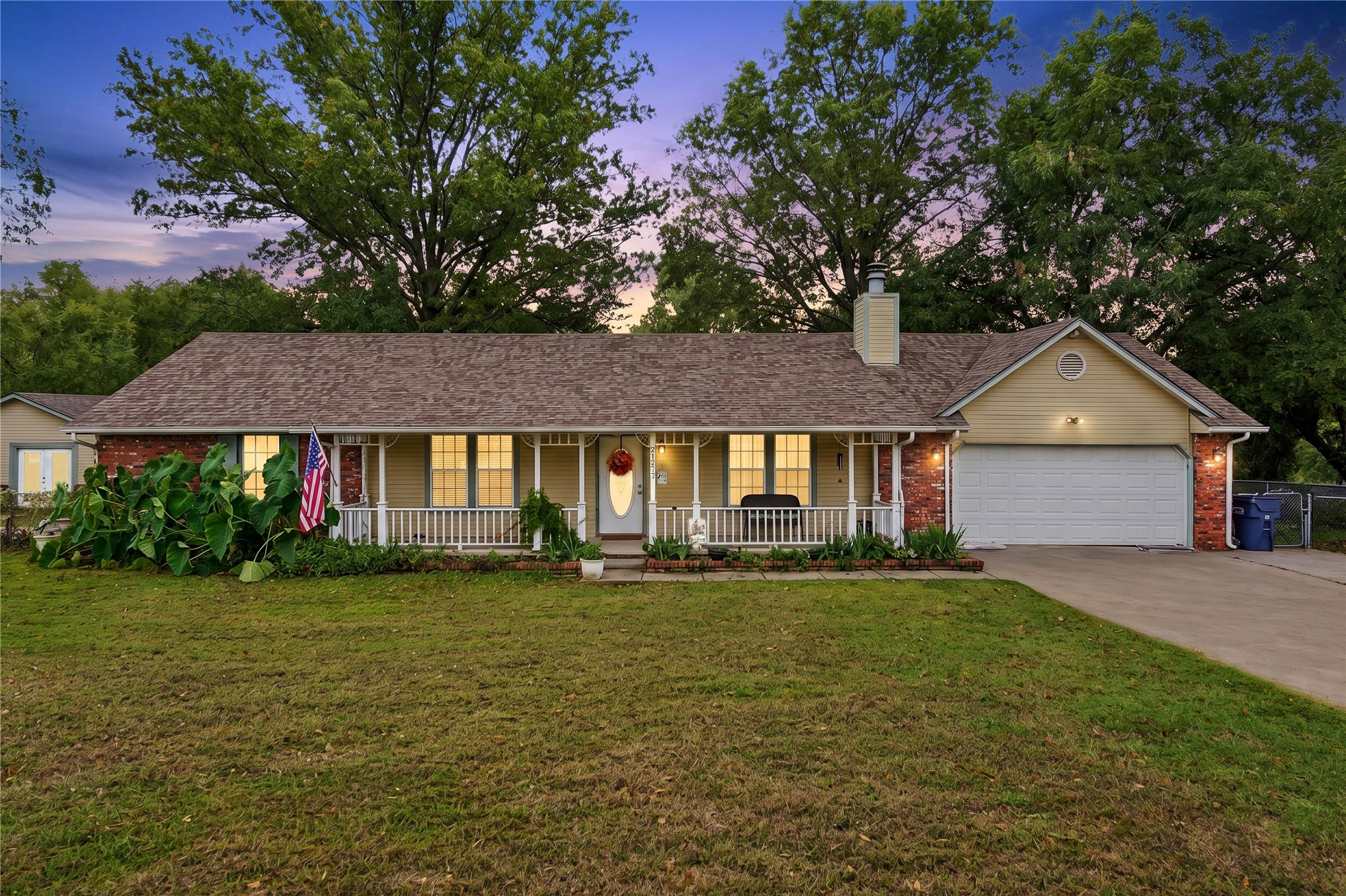 21277 S 4120 Road Property Photo 1