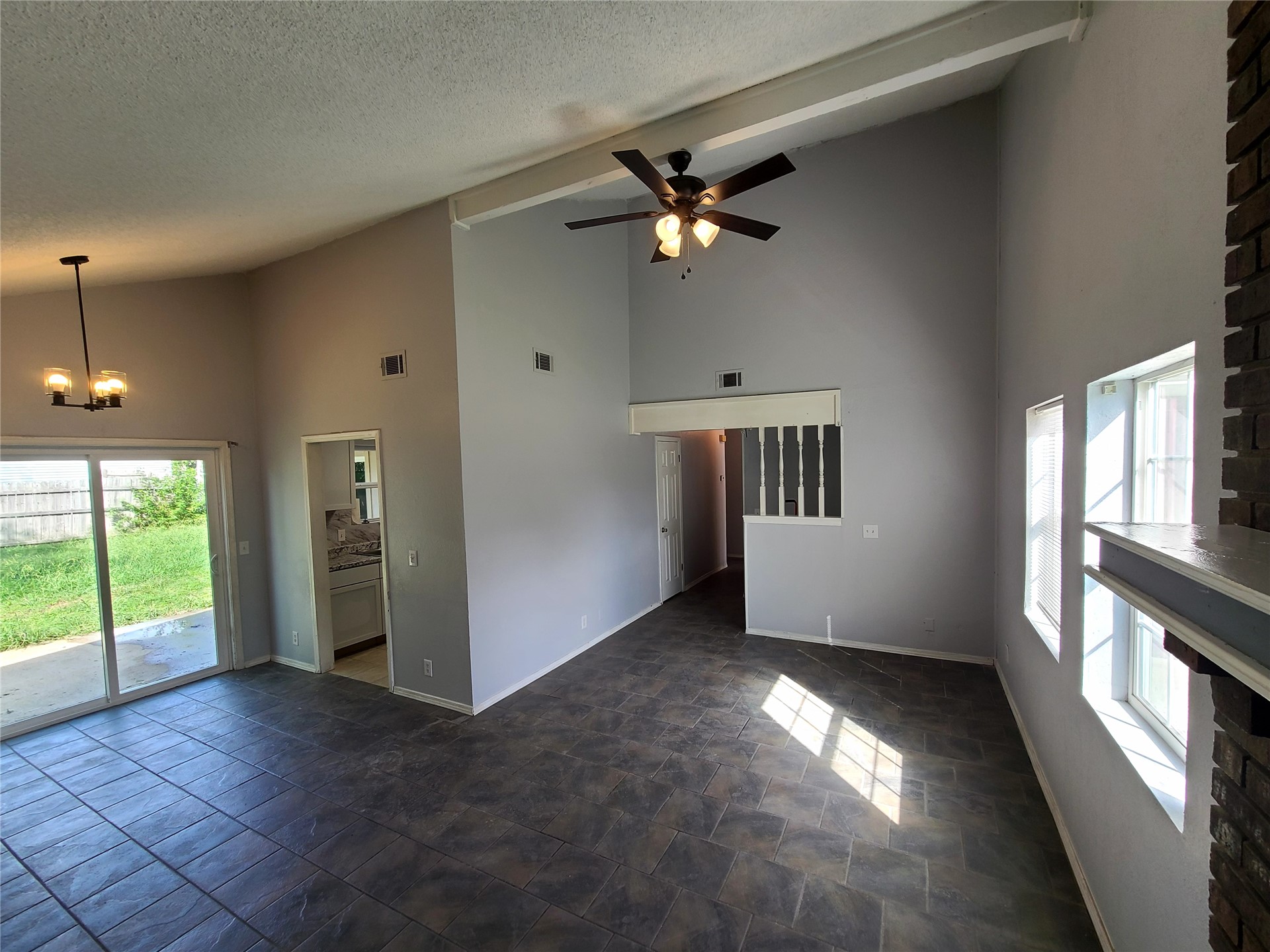 1400 W Princeton Court Property Photo 3