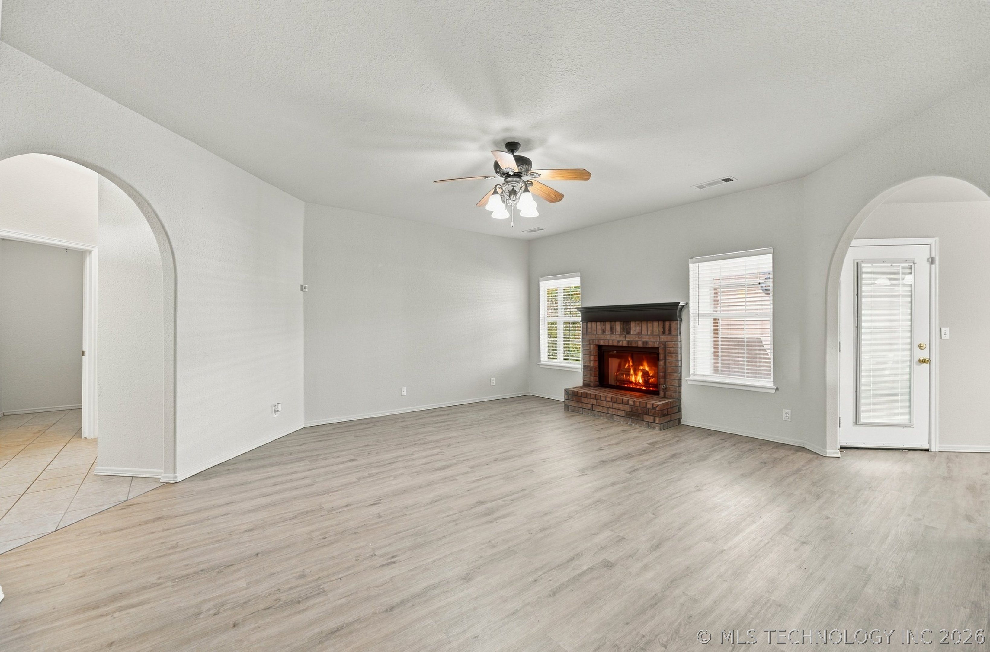 11844 N 107th East Place Property Photo 6