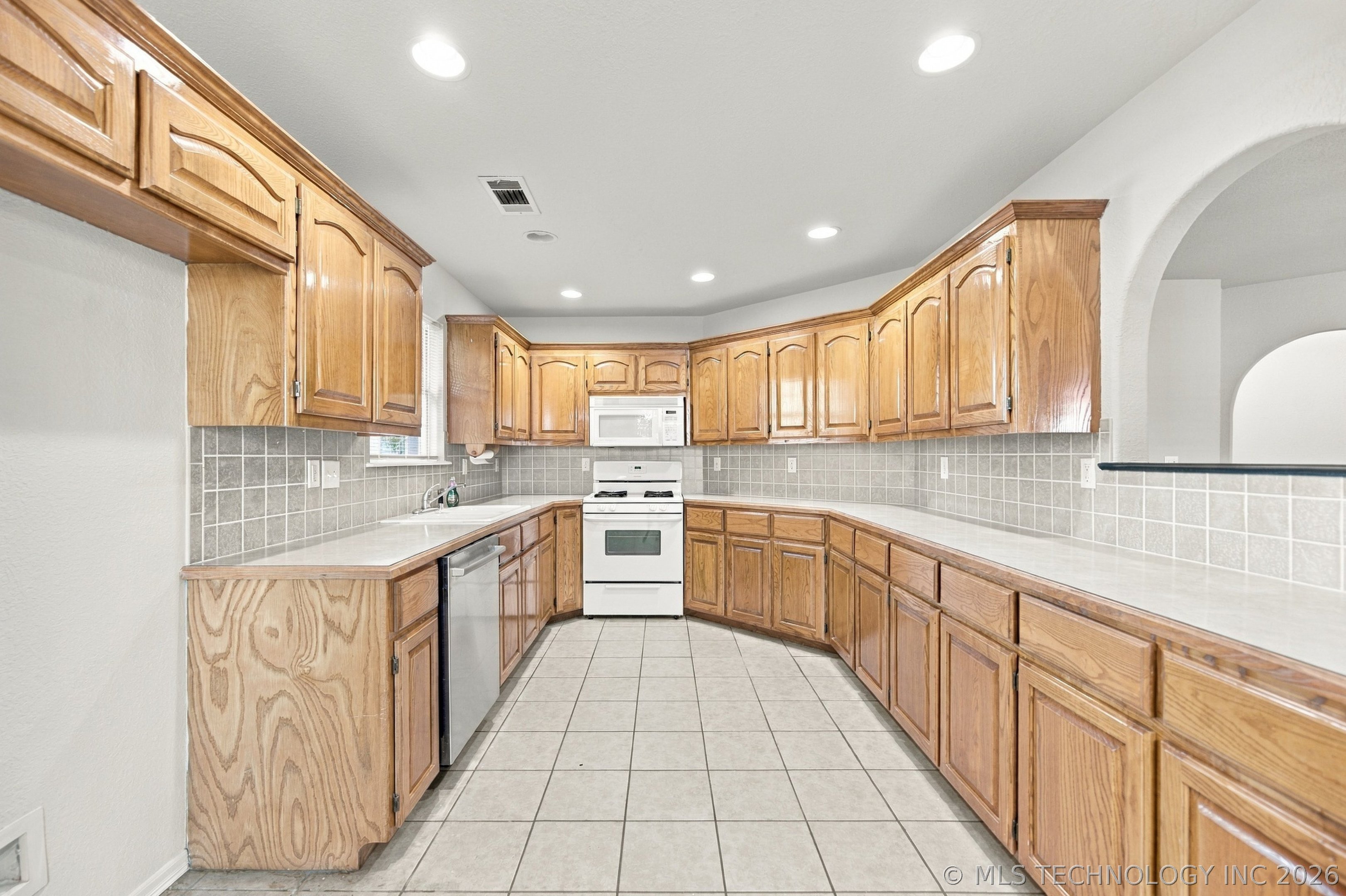 11844 N 107th East Place Property Photo 10