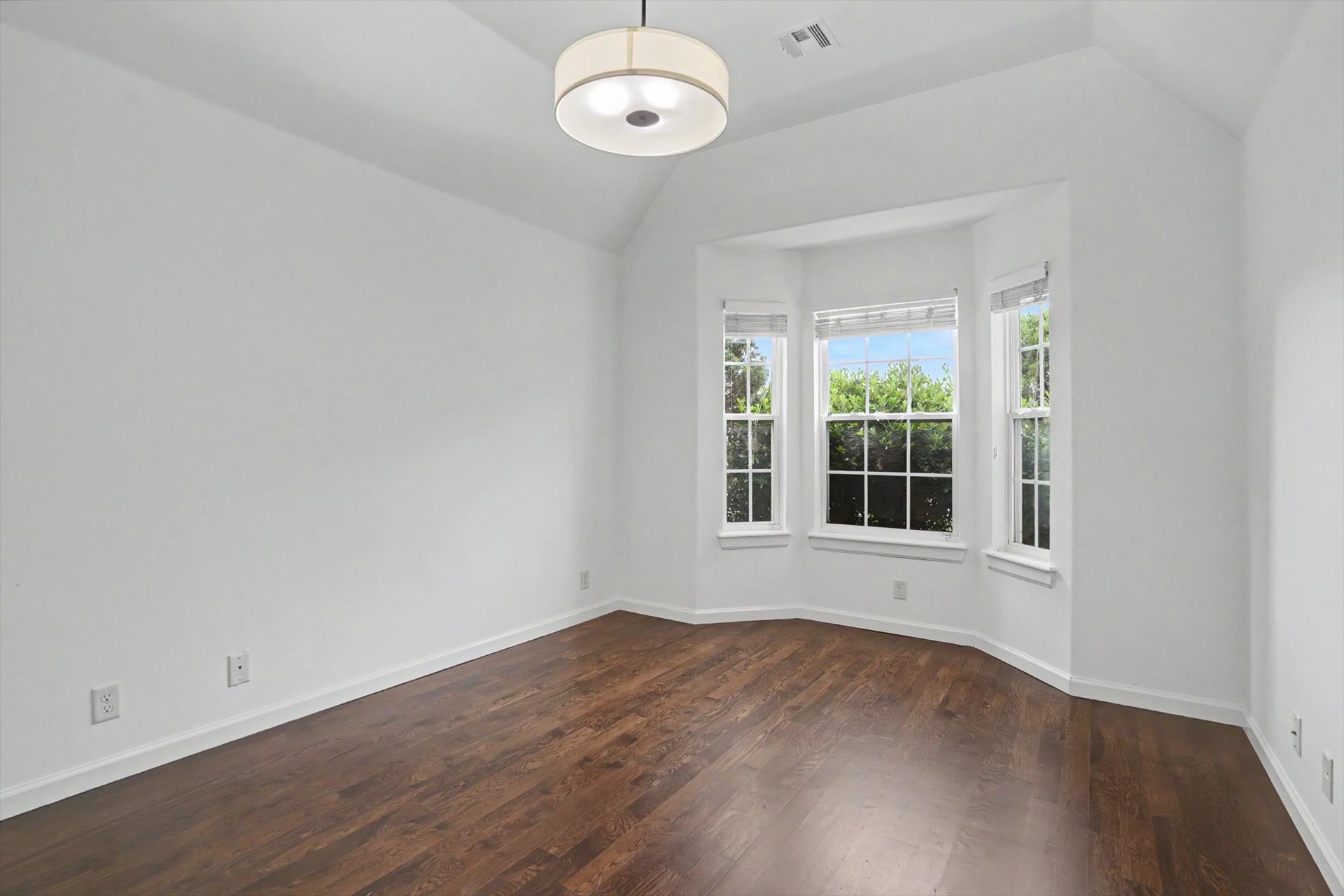 515 W 128th Street S Property Photo 21