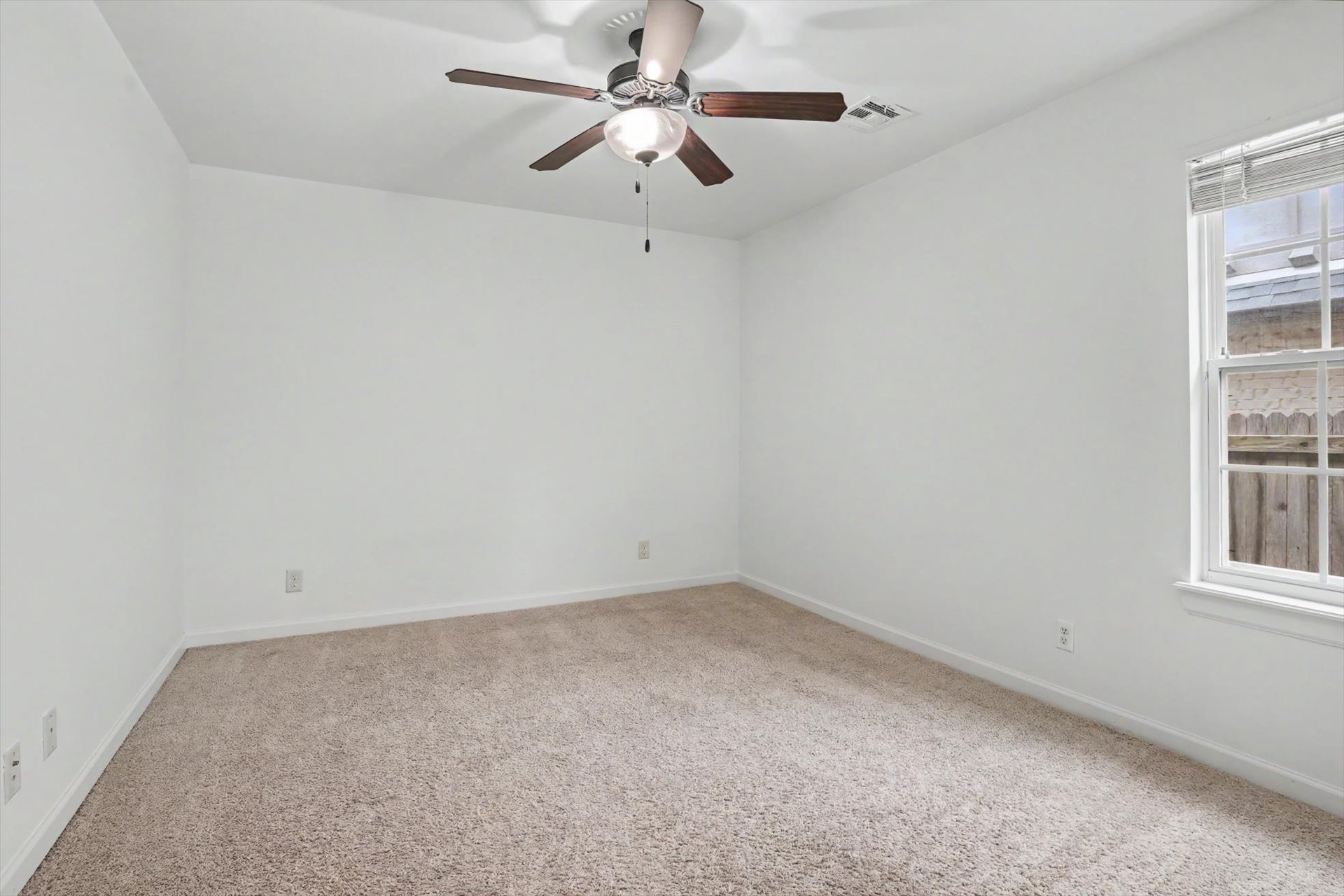 515 W 128th Street S Property Photo 29