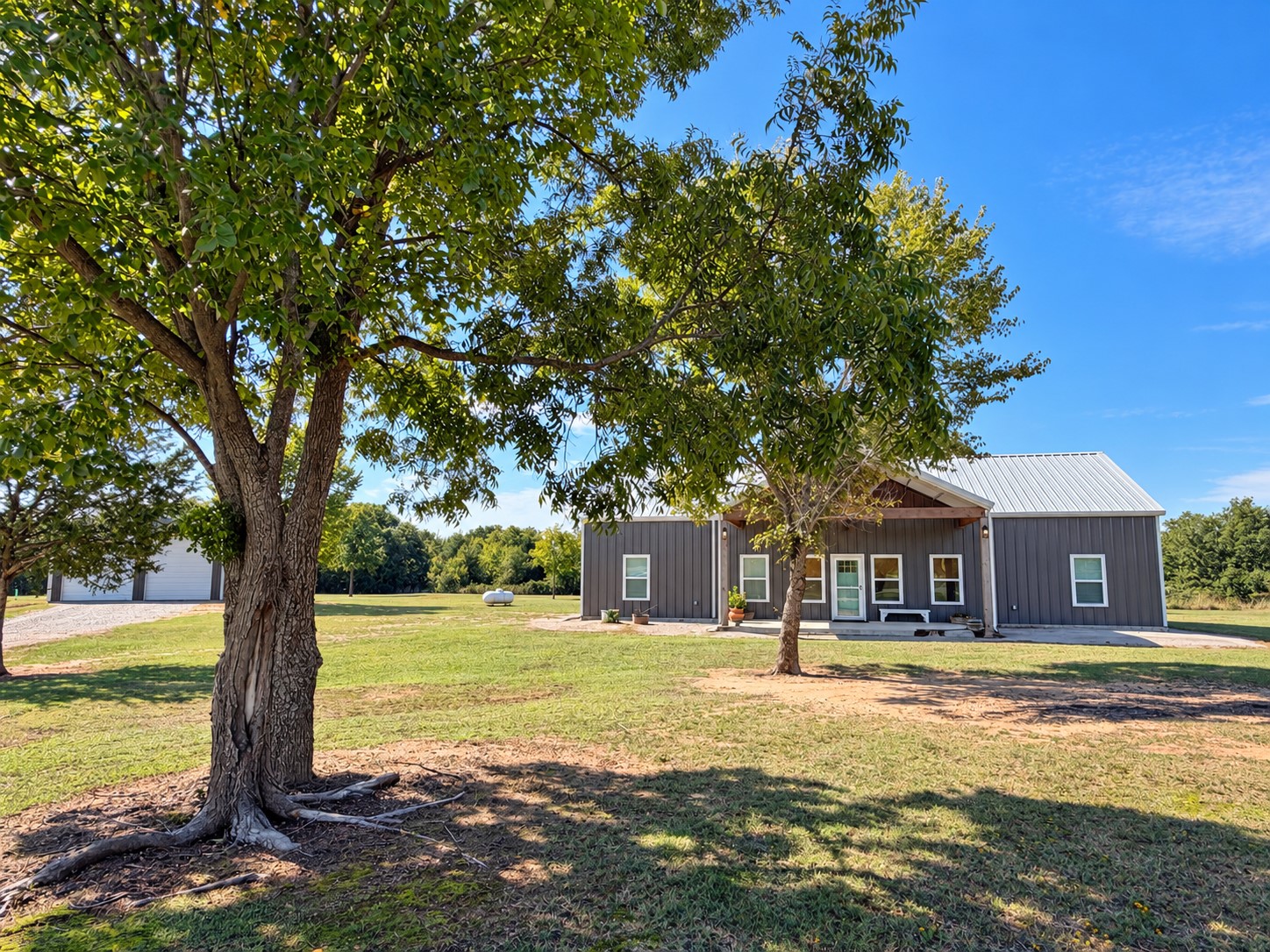 143 Dawg Tag Drive Property Photo 1