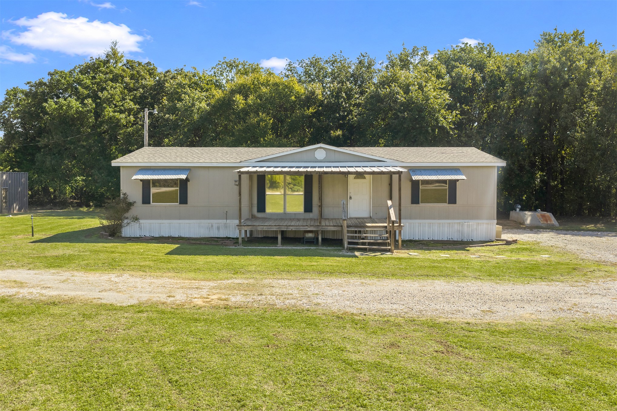 143 Dawg Tag Drive Property Photo 40