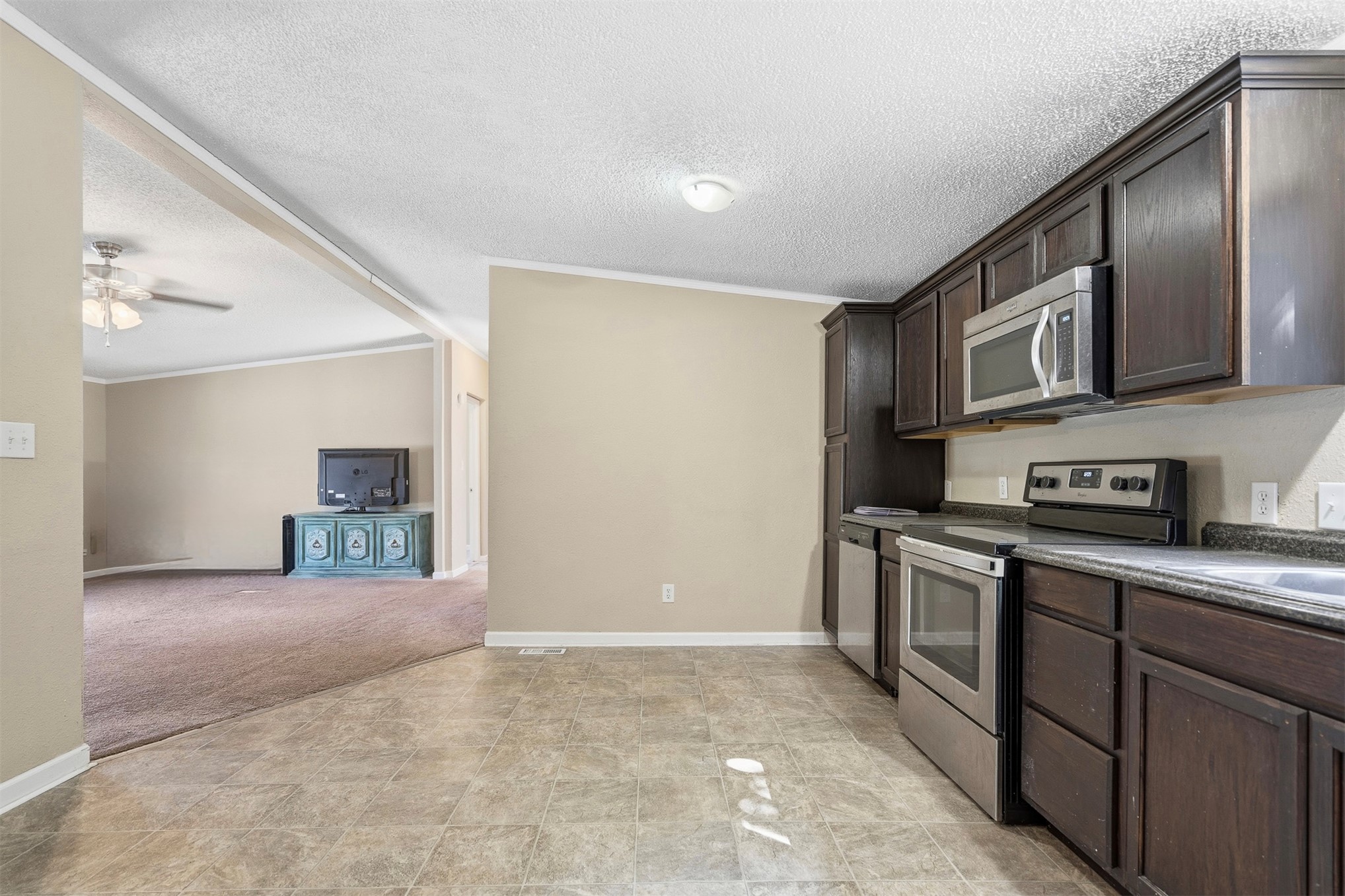 143 Dawg Tag Drive Property Photo 45