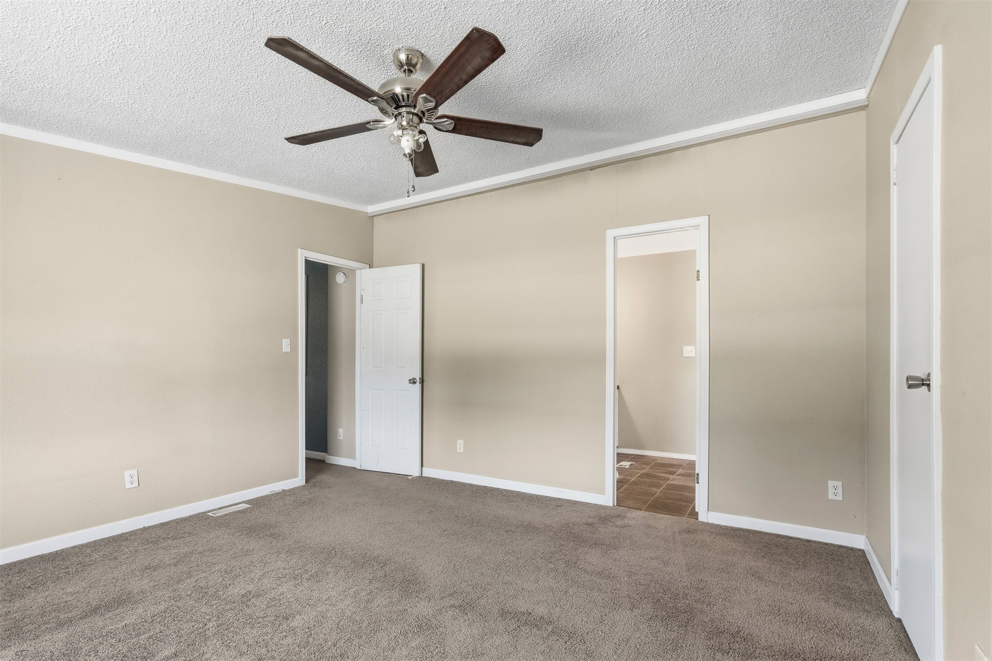 143 Dawg Tag Drive Property Photo 49