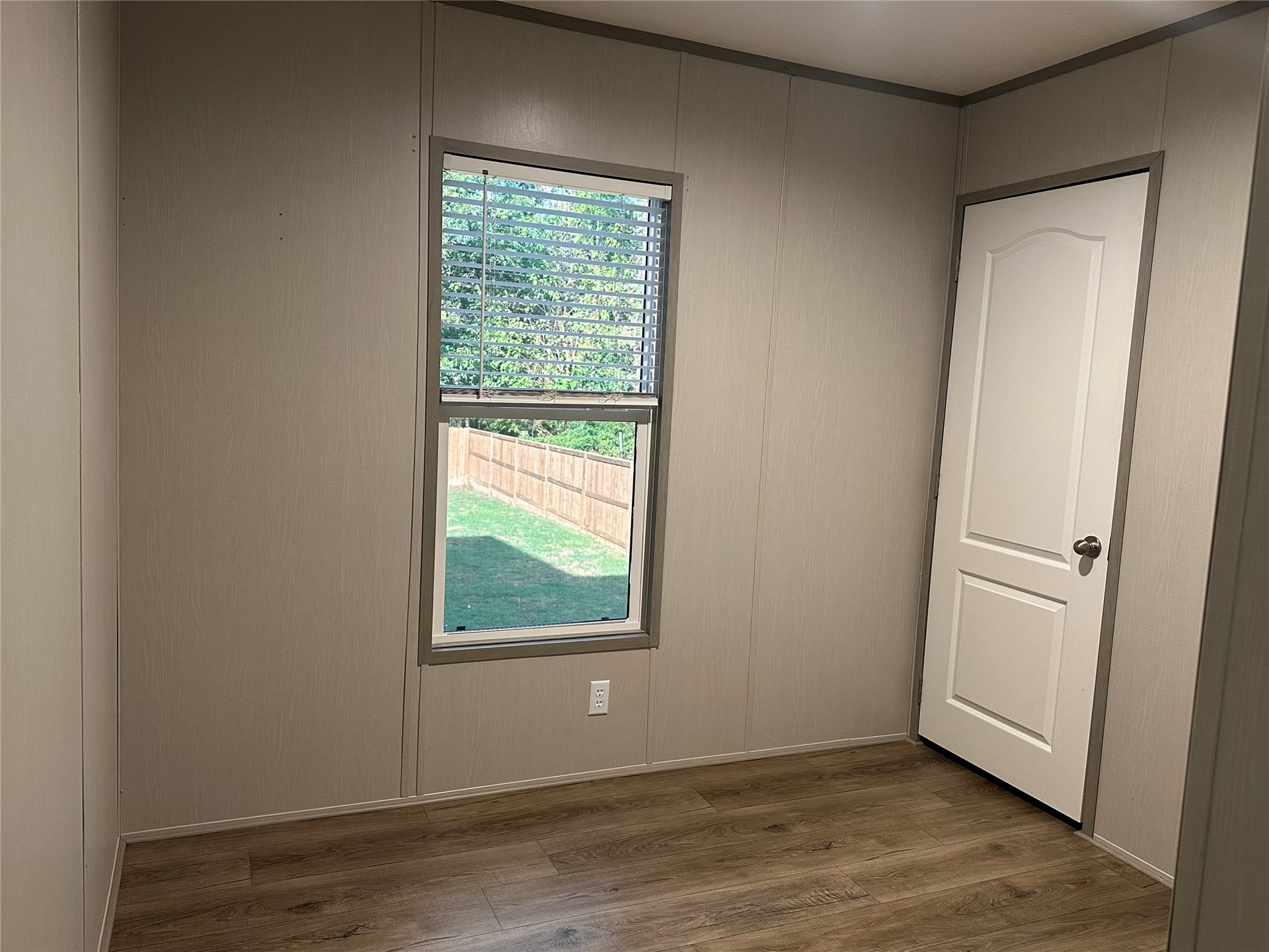 1422 N Pearl Street Property Photo 16