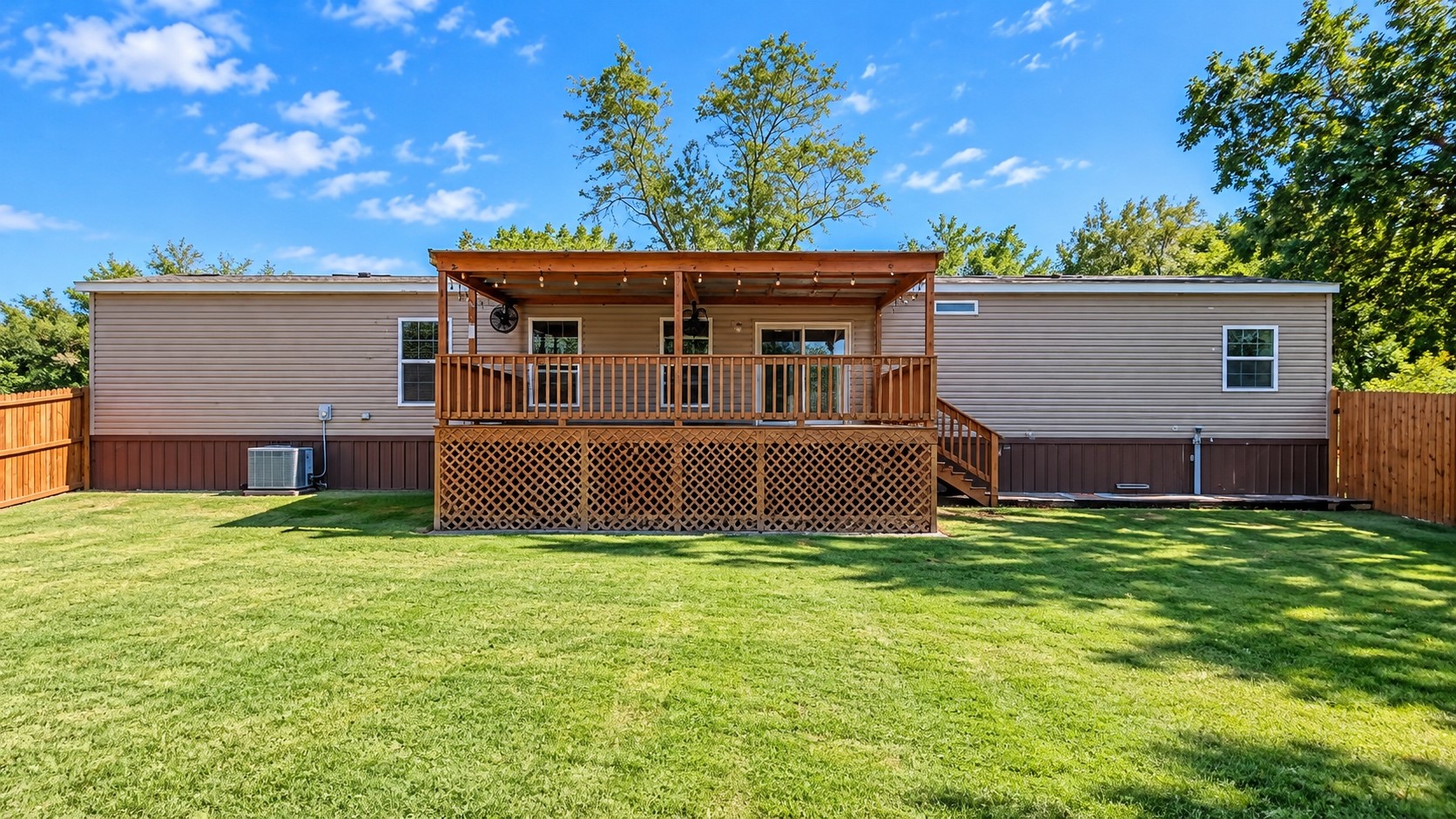 1422 N Pearl Street Property Photo 23
