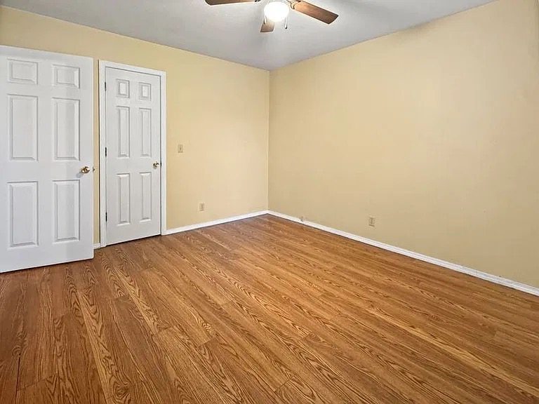 8020 S 88th East Avenue Property Photo 9