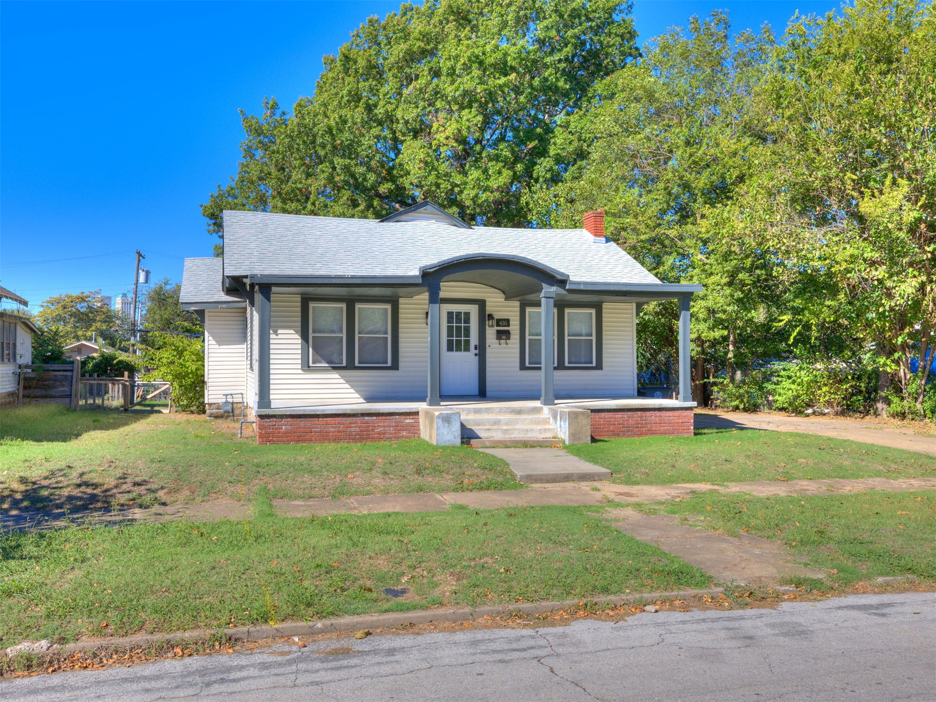 416 S Wheeling Avenue Property Photo 1