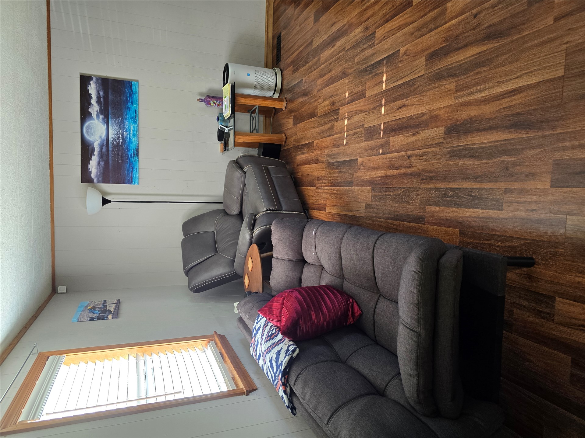 308 Forest Street Property Photo 8