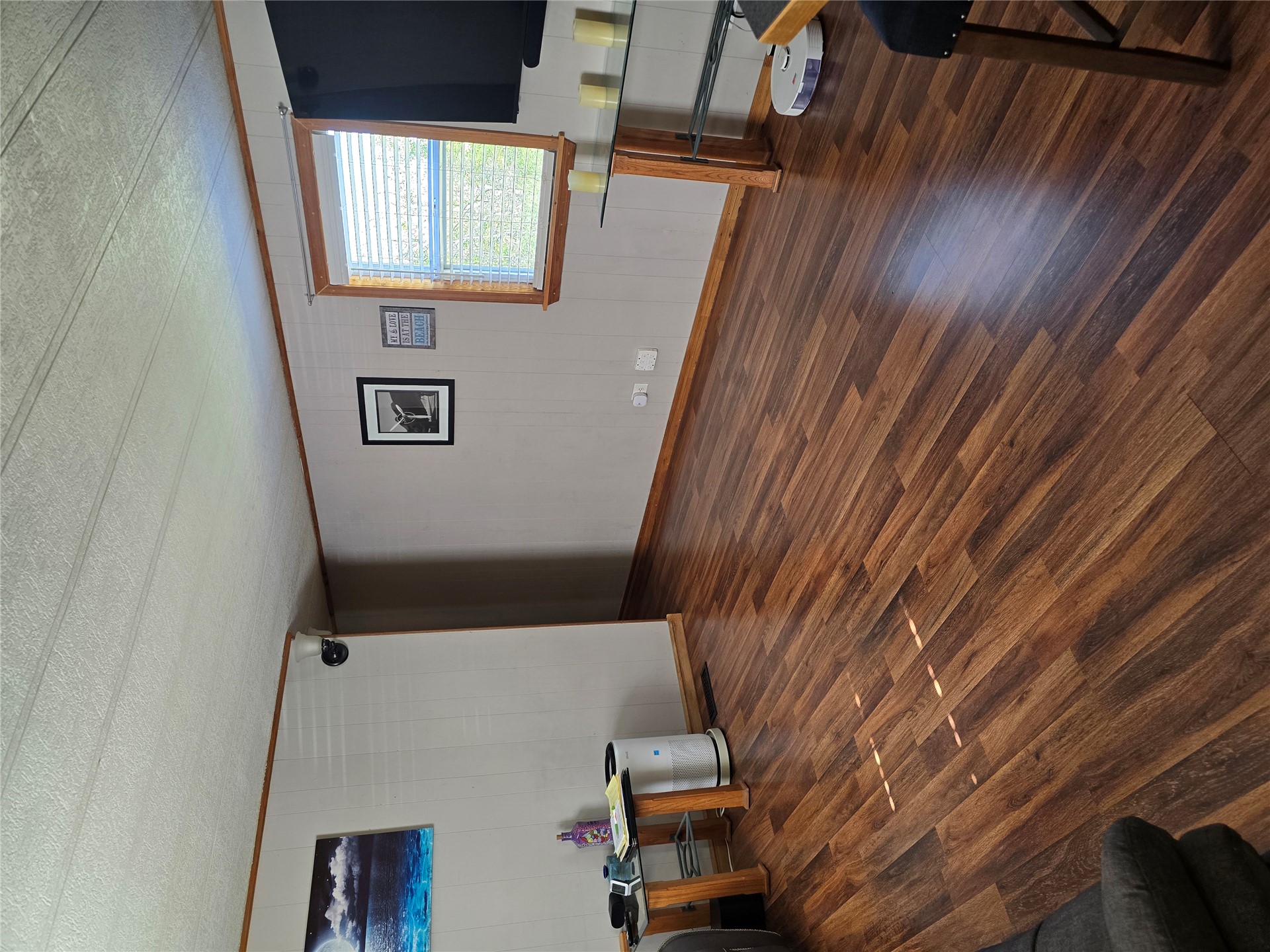 308 Forest Street Property Photo 9