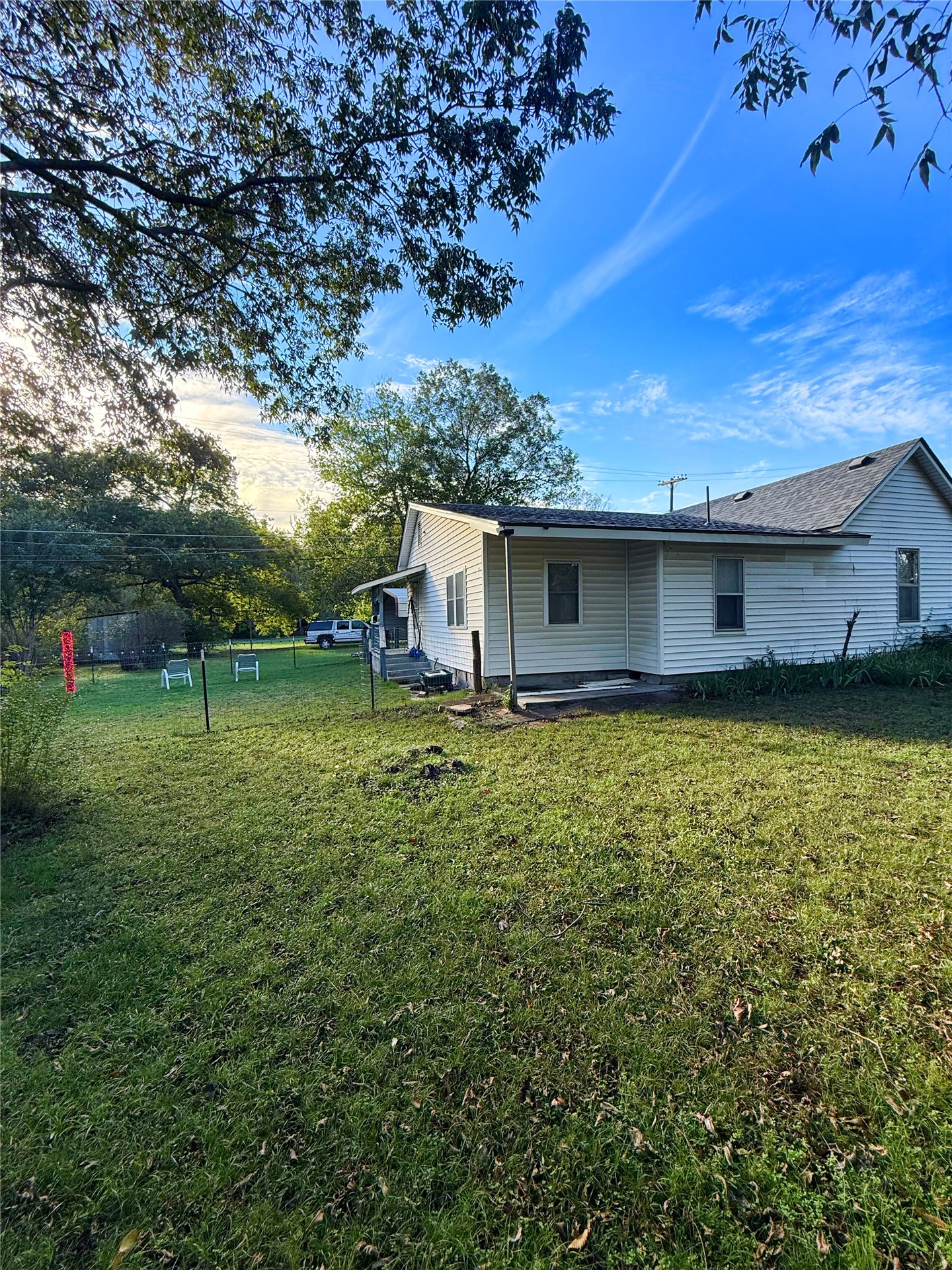 605 E Center Street Property Photo 19