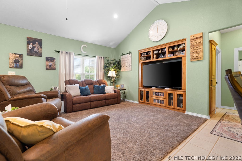 19392 Easton Riley Road Property Photo 7