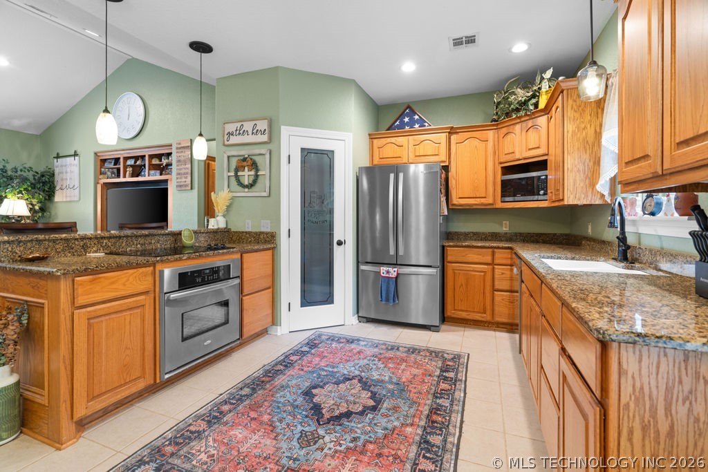 19392 Easton Riley Road Property Photo 10