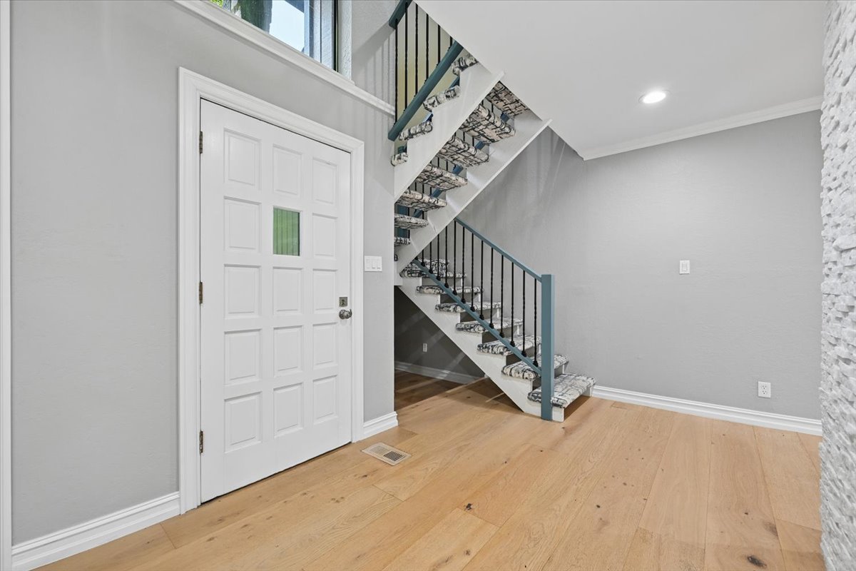 5804 S Atlanta Avenue S 2 Property Photo 7