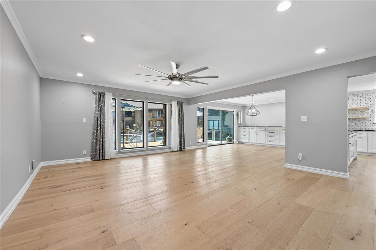 5804 S Atlanta Avenue S 2 Property Photo 8