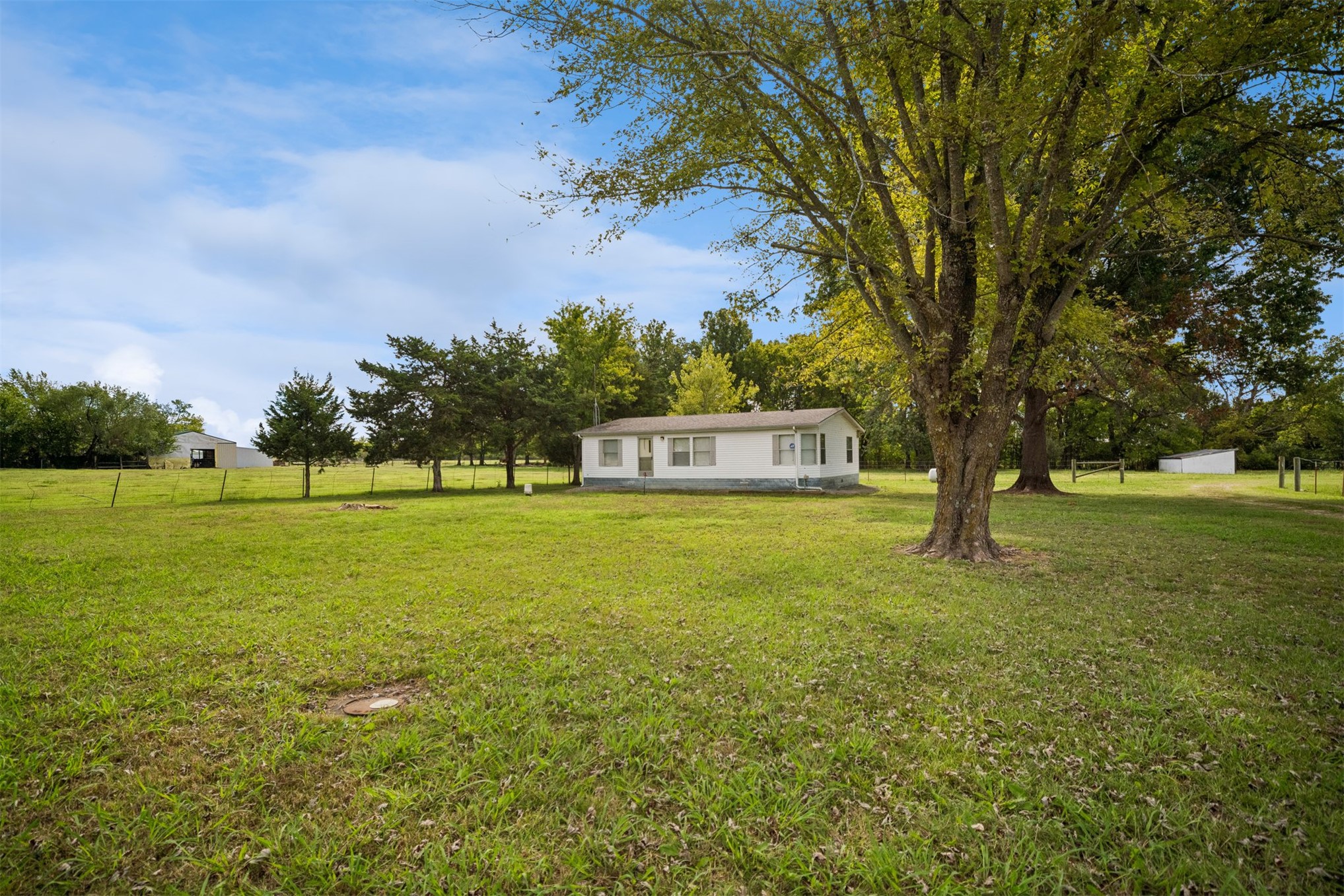 16876 E 638 Road