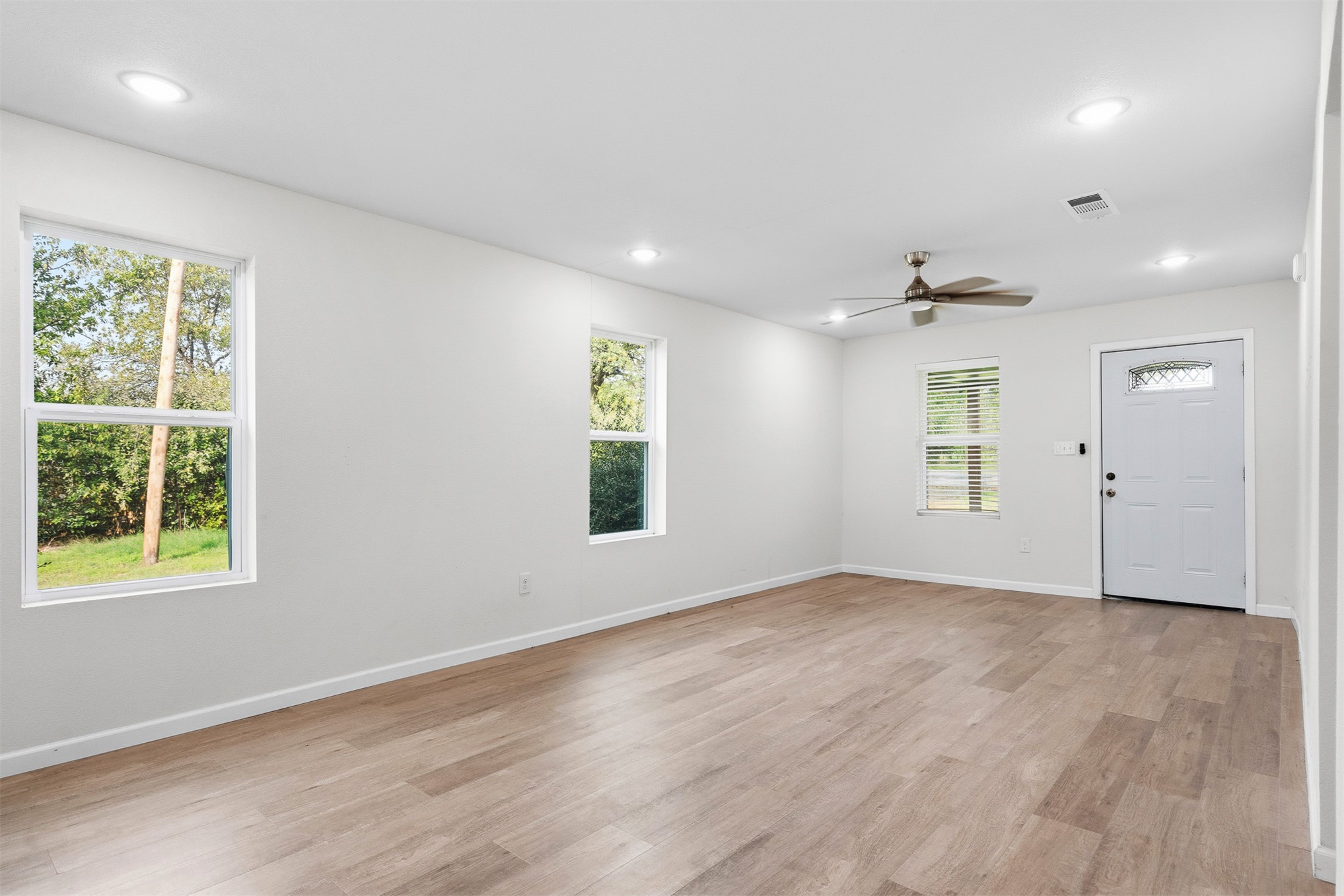2615 N Rancho Lane Property Photo 5