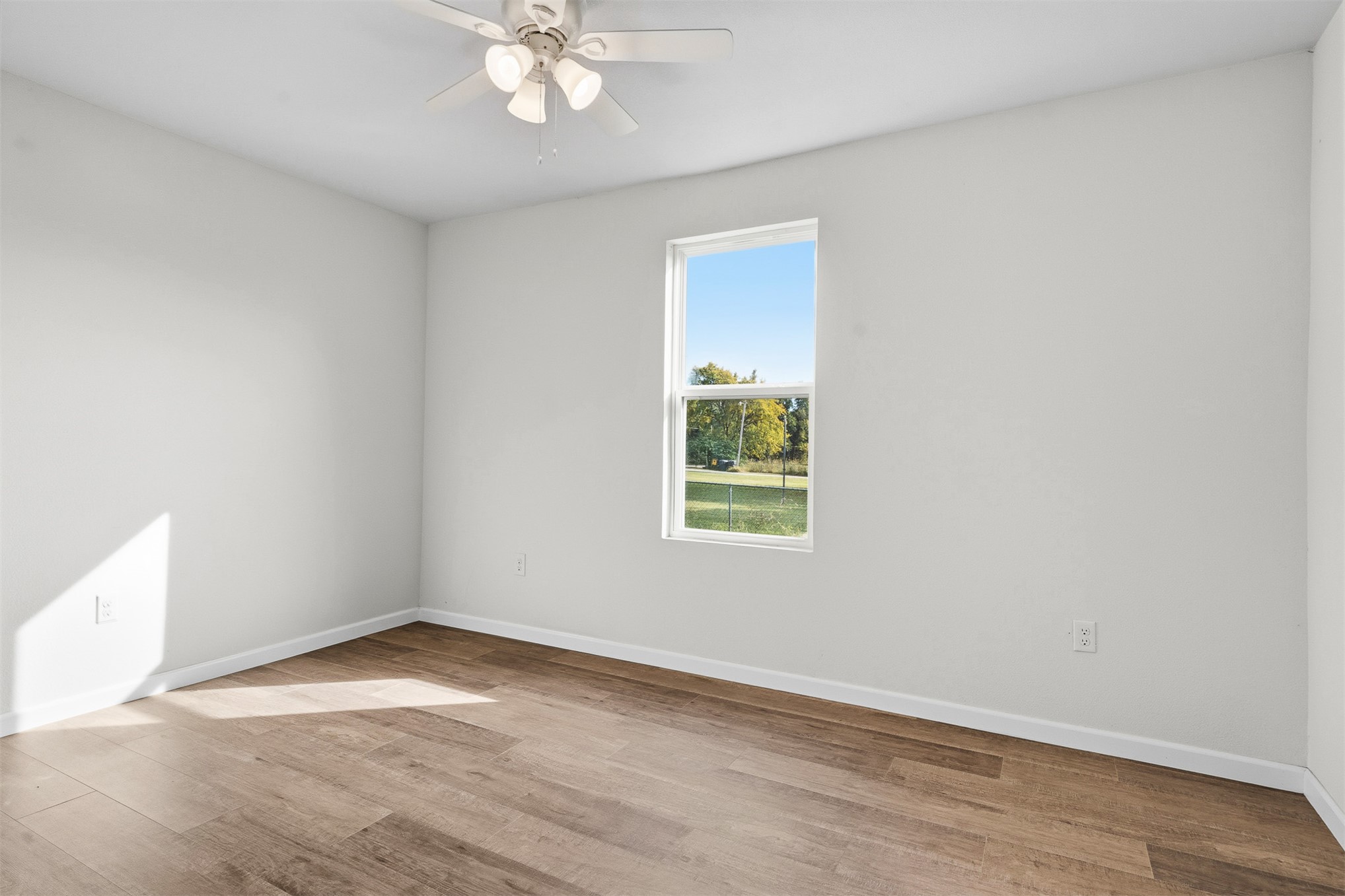 2615 N Rancho Lane Property Photo 16