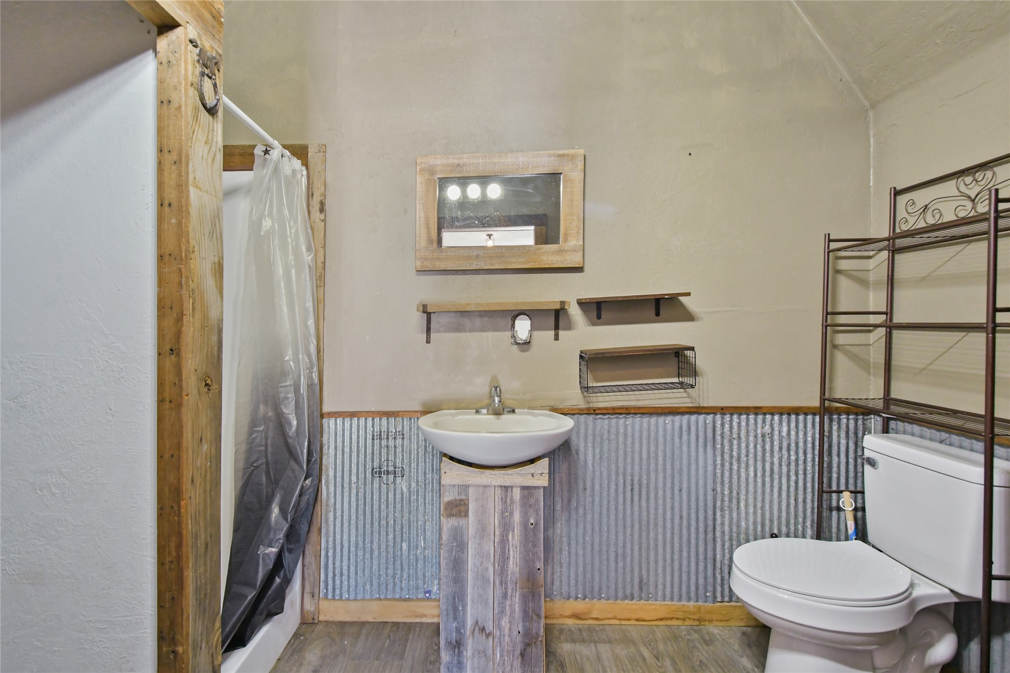 4665 Three Pines Road Property Photo 23