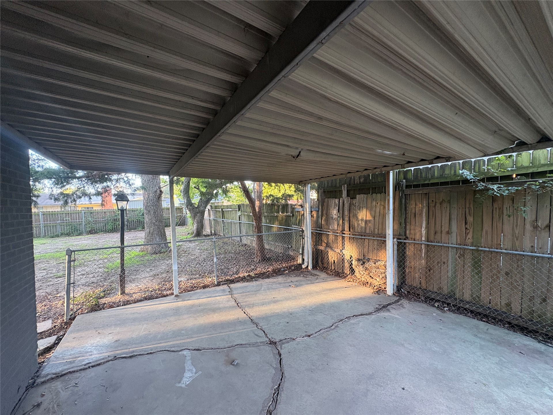 512 Maxwell Nw Property Photo 4
