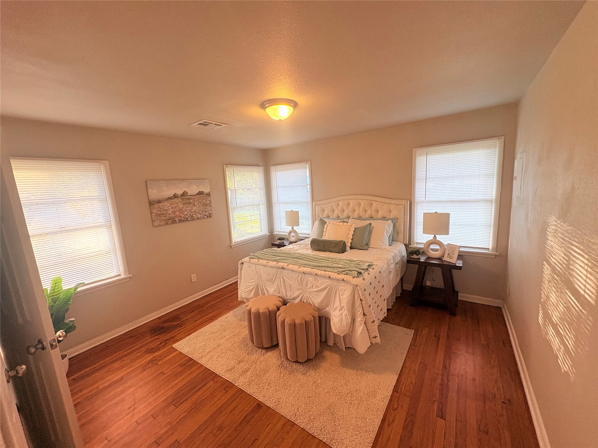 512 Maxwell Nw Property Photo 15