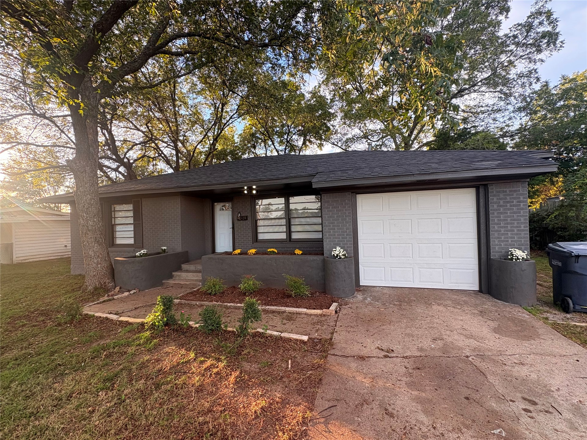 512 Maxwell Nw Property Photo 19