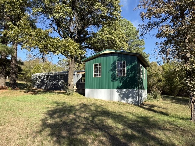 403993 E 1090 Road Property Photo 1