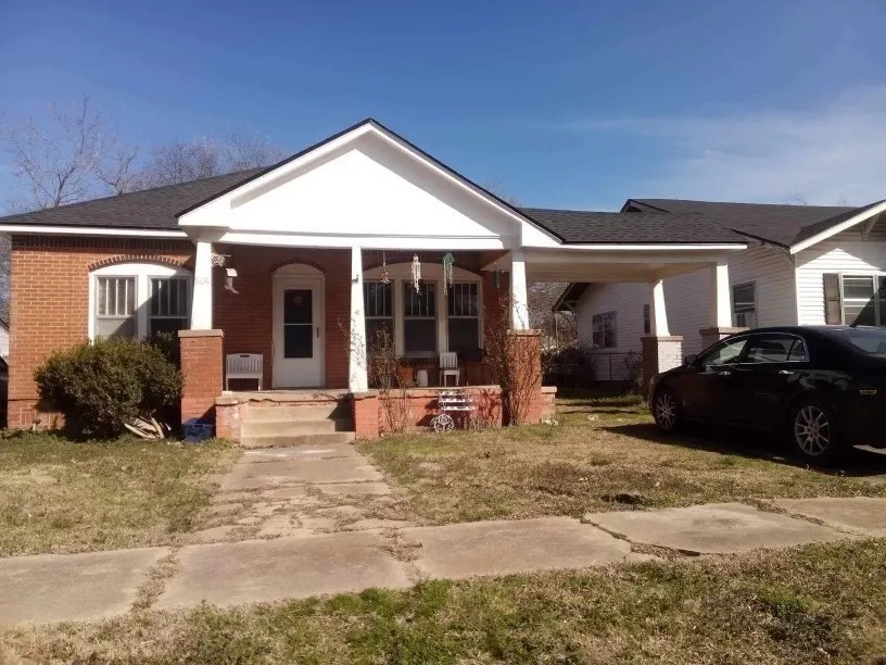 904 S Cherry Street Property Photo 1
