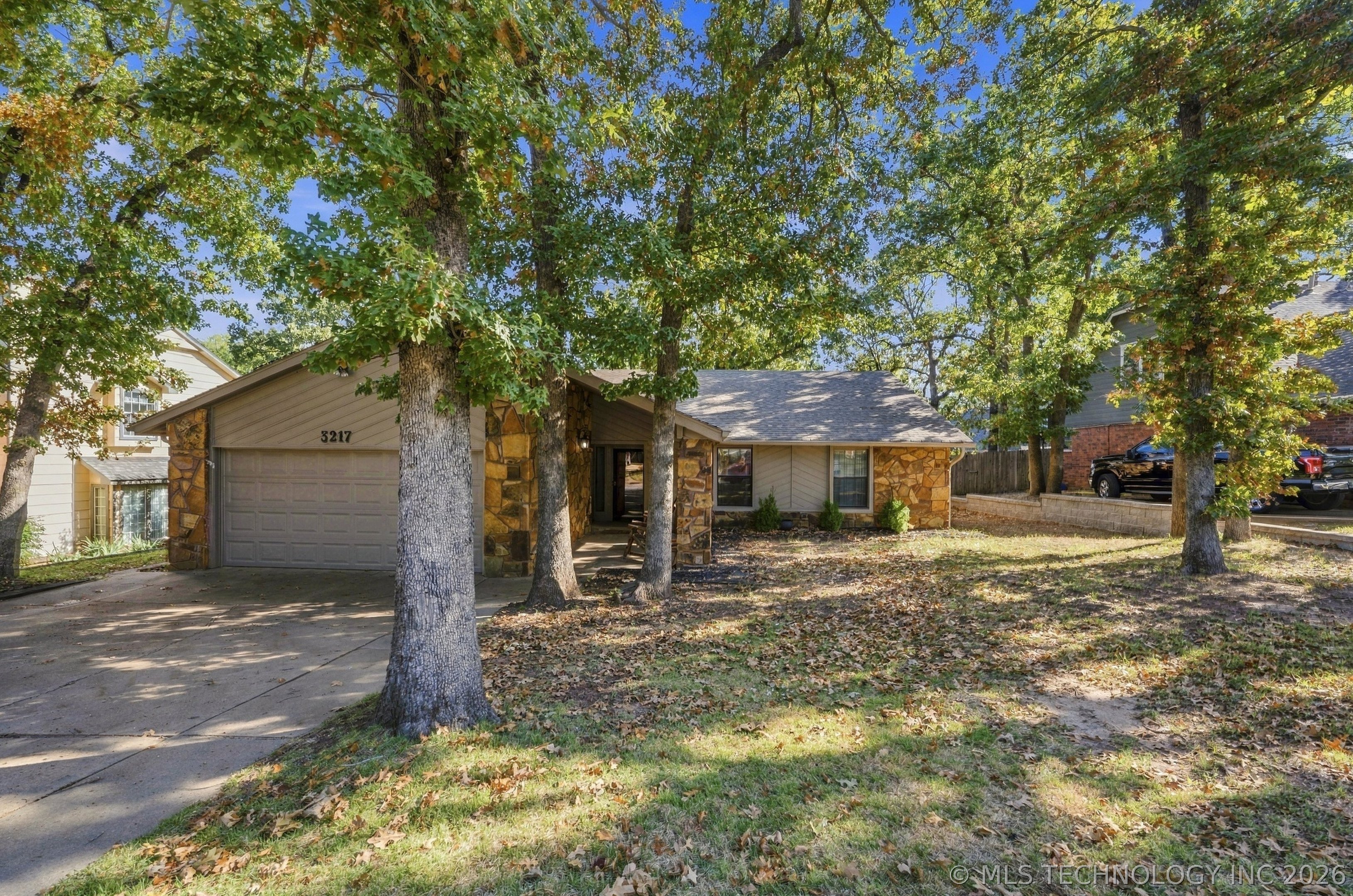 3217 Bermuda Avenue Property Photo 1