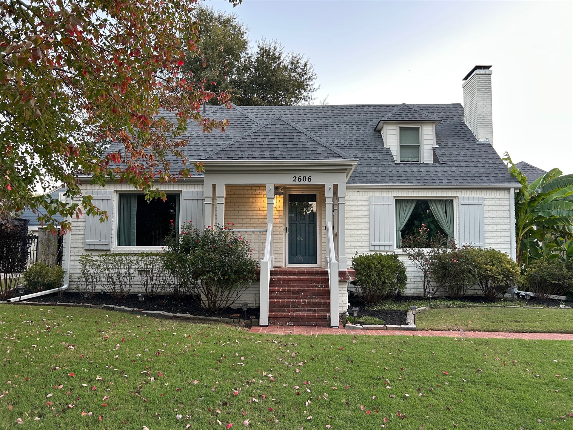 2606 E 22nd Place Property Photo 1