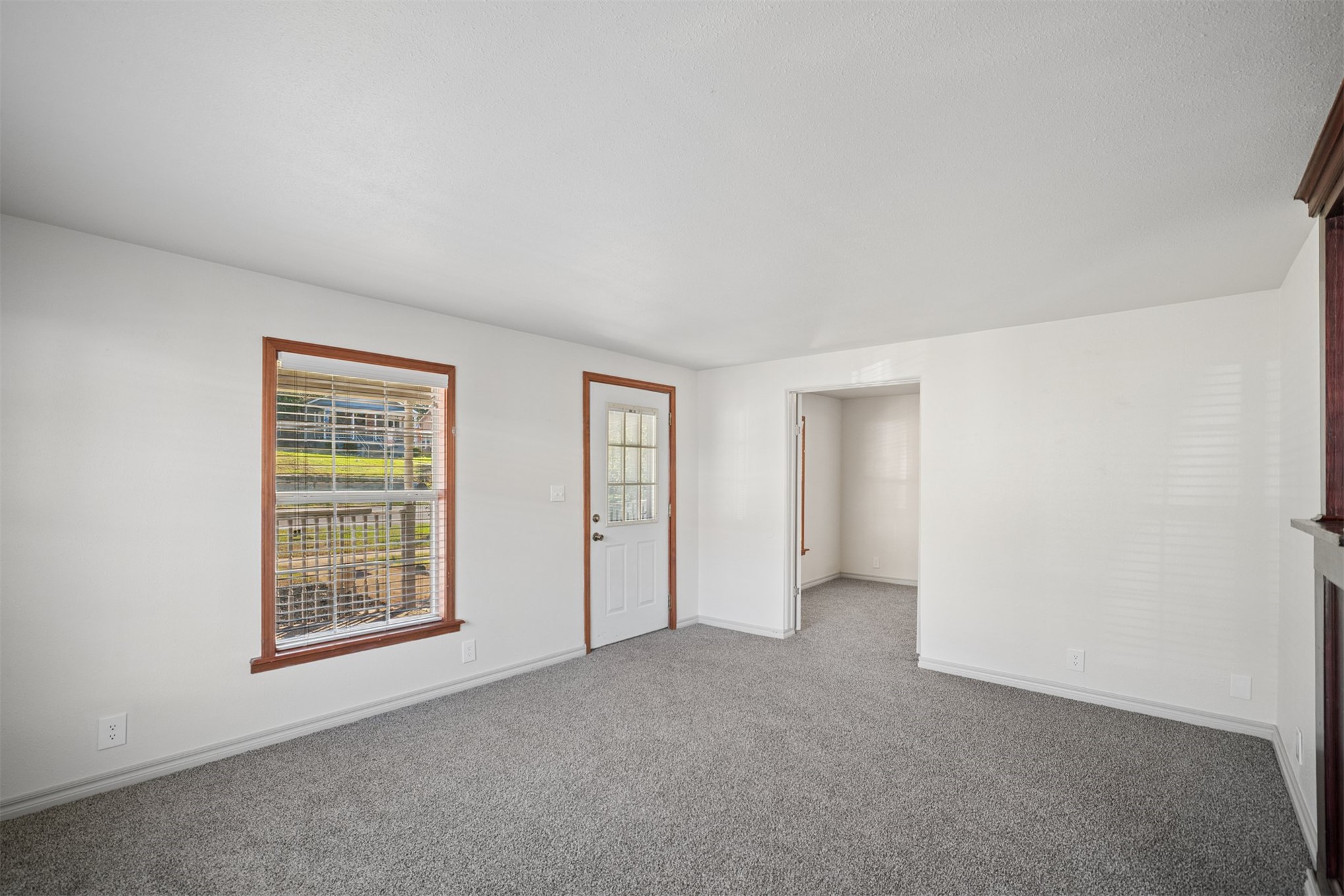 518 N Main Street Property Photo 5