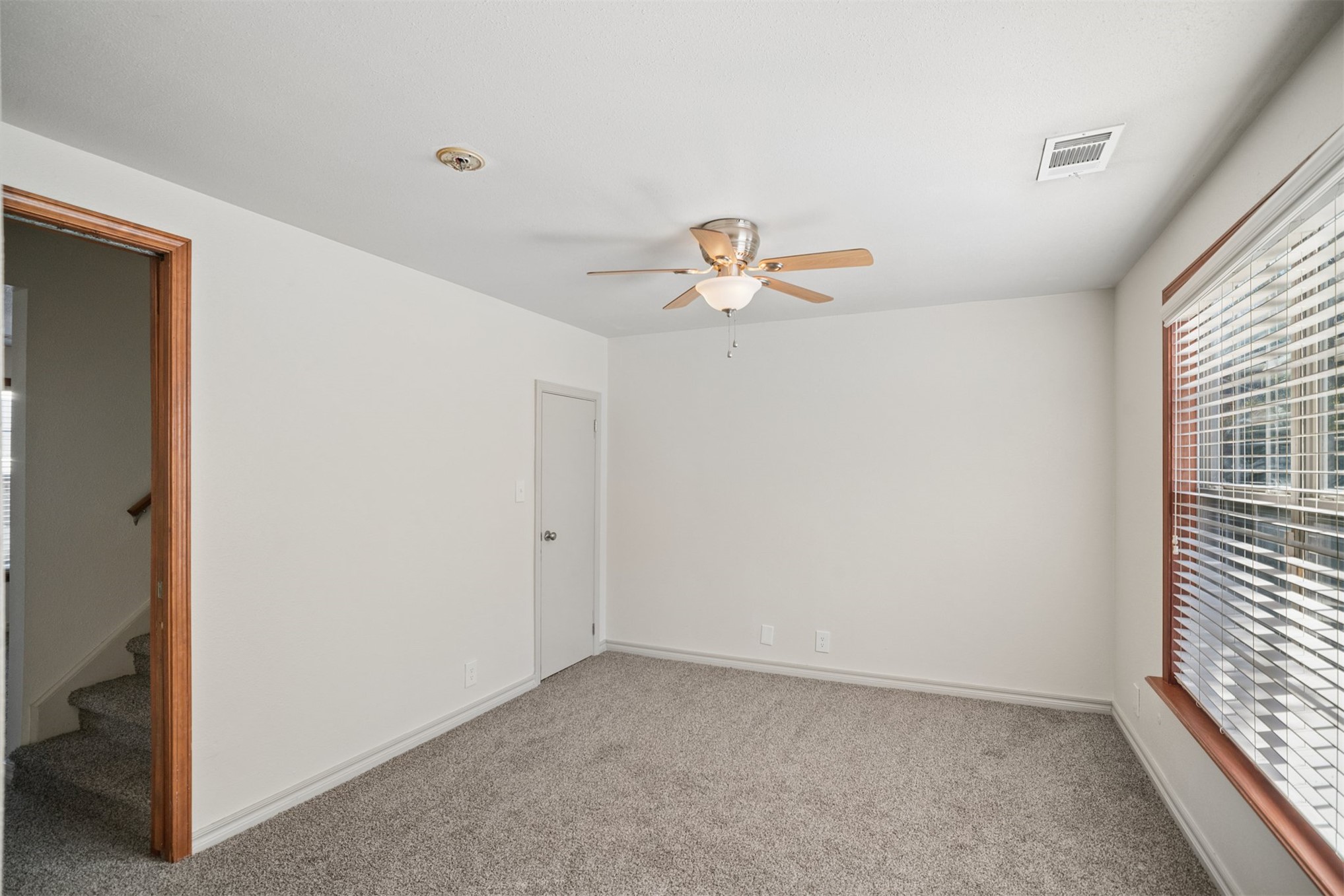 518 N Main Street Property Photo 16