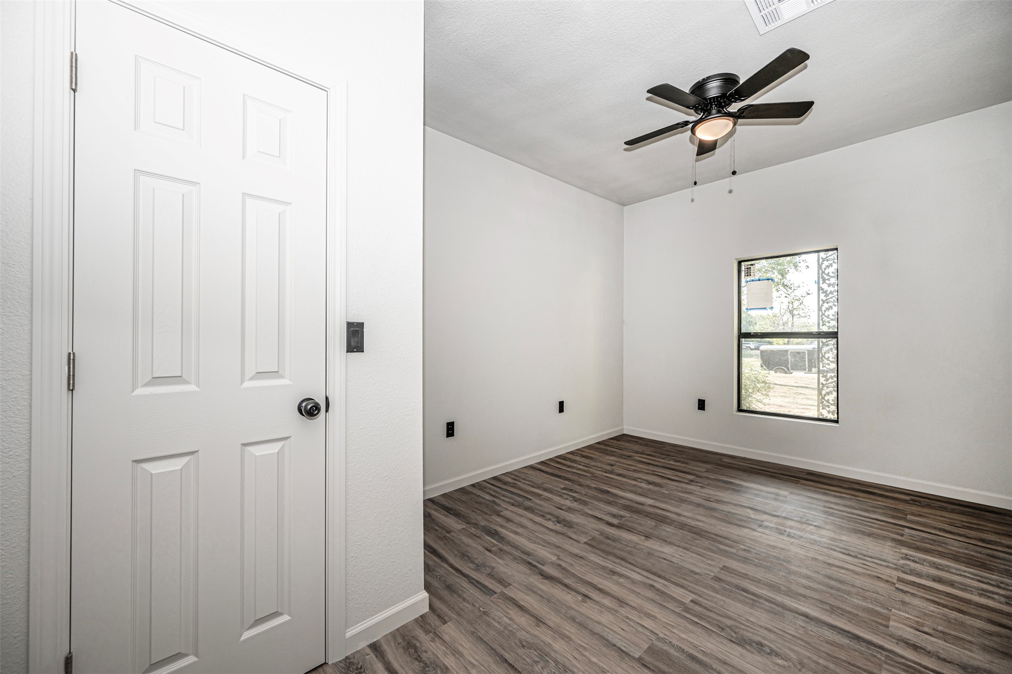 2638596 Property Photo 12