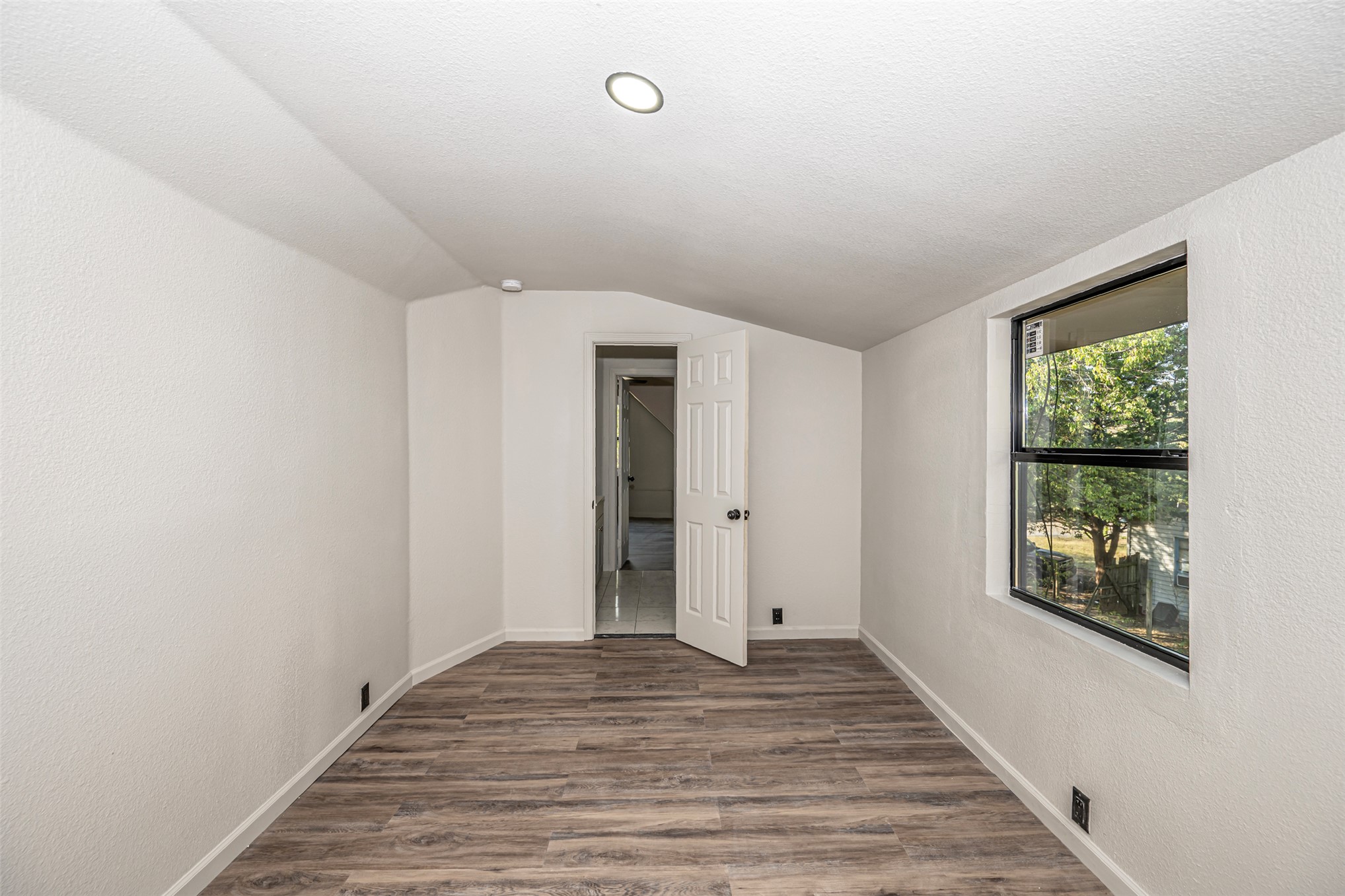 2638596 Property Photo 17