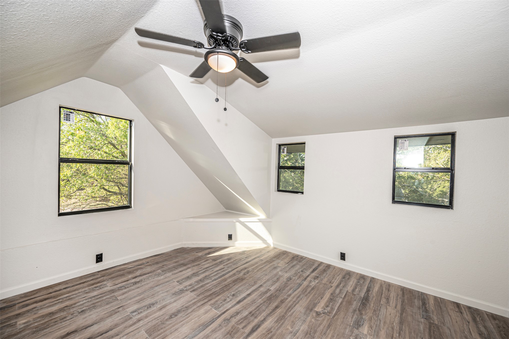 2638596 Property Photo 21
