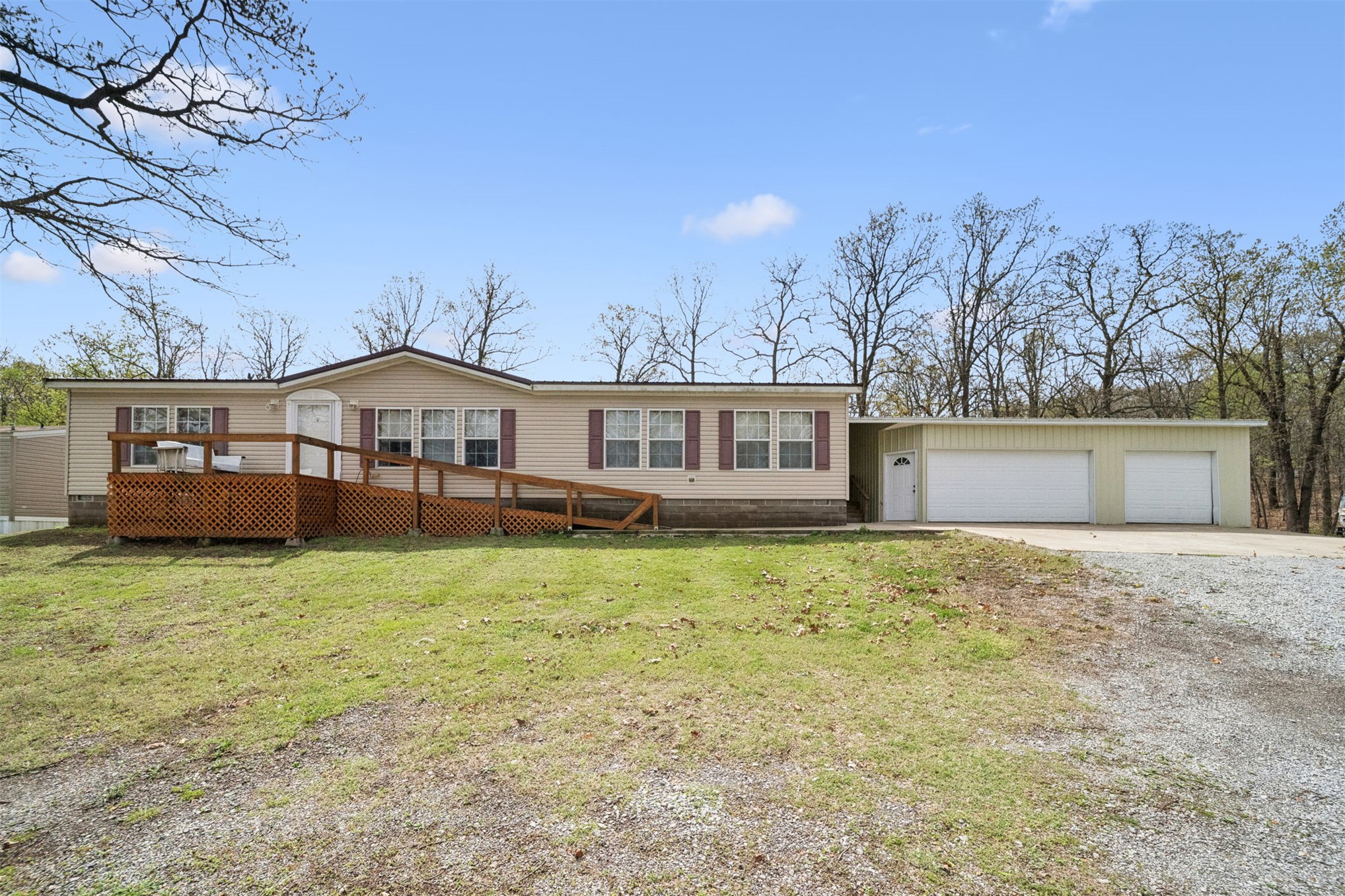 813 Cherokee Drive Property Photo 1