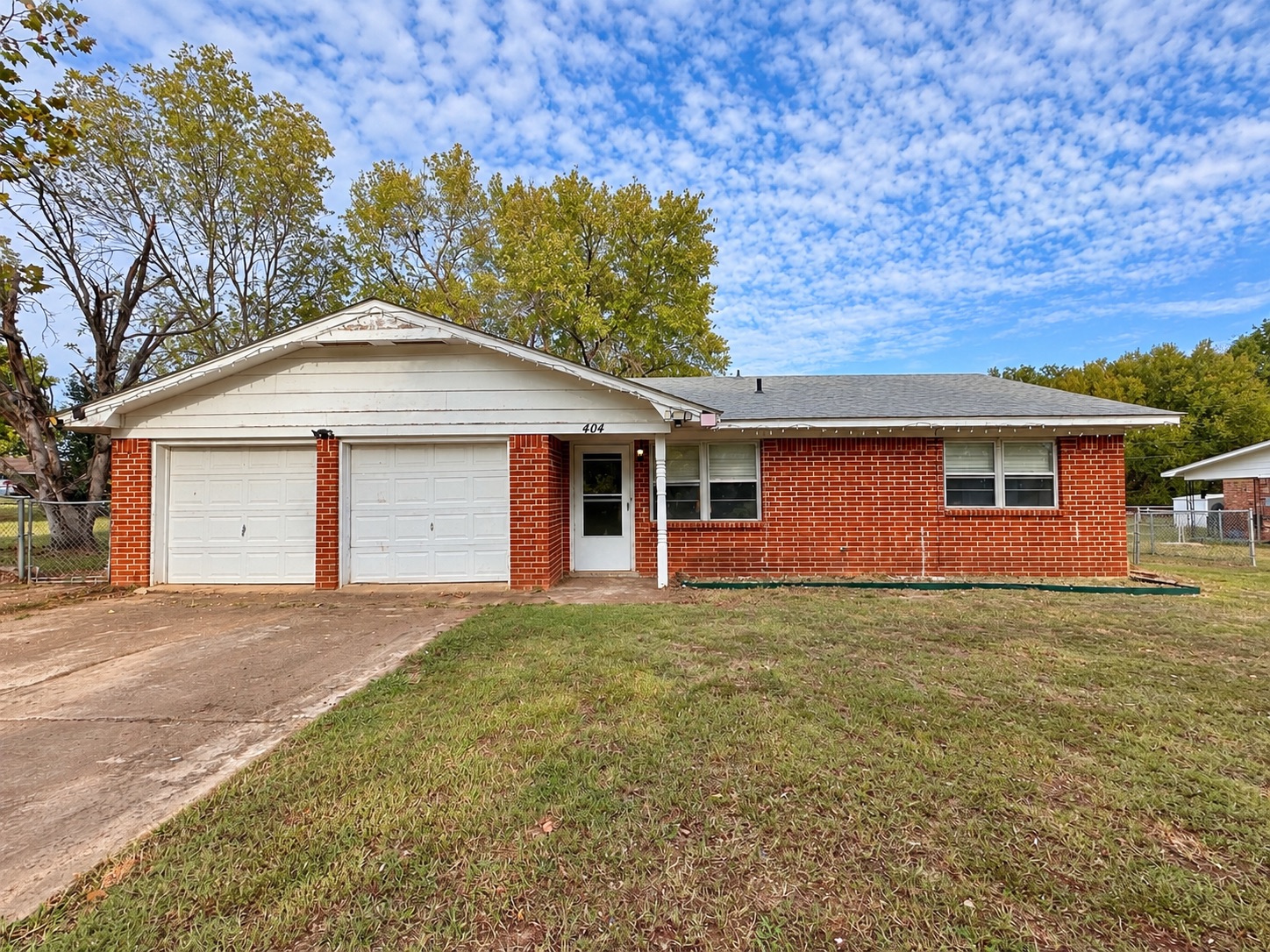 404 E Colonial Drive Property Photo 1