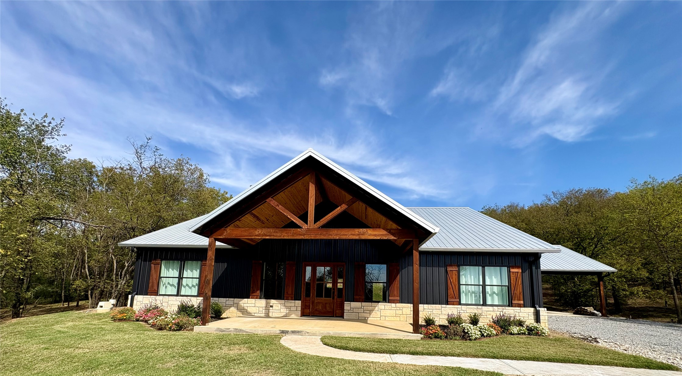 32295 S 4220 Road Property Photo 1