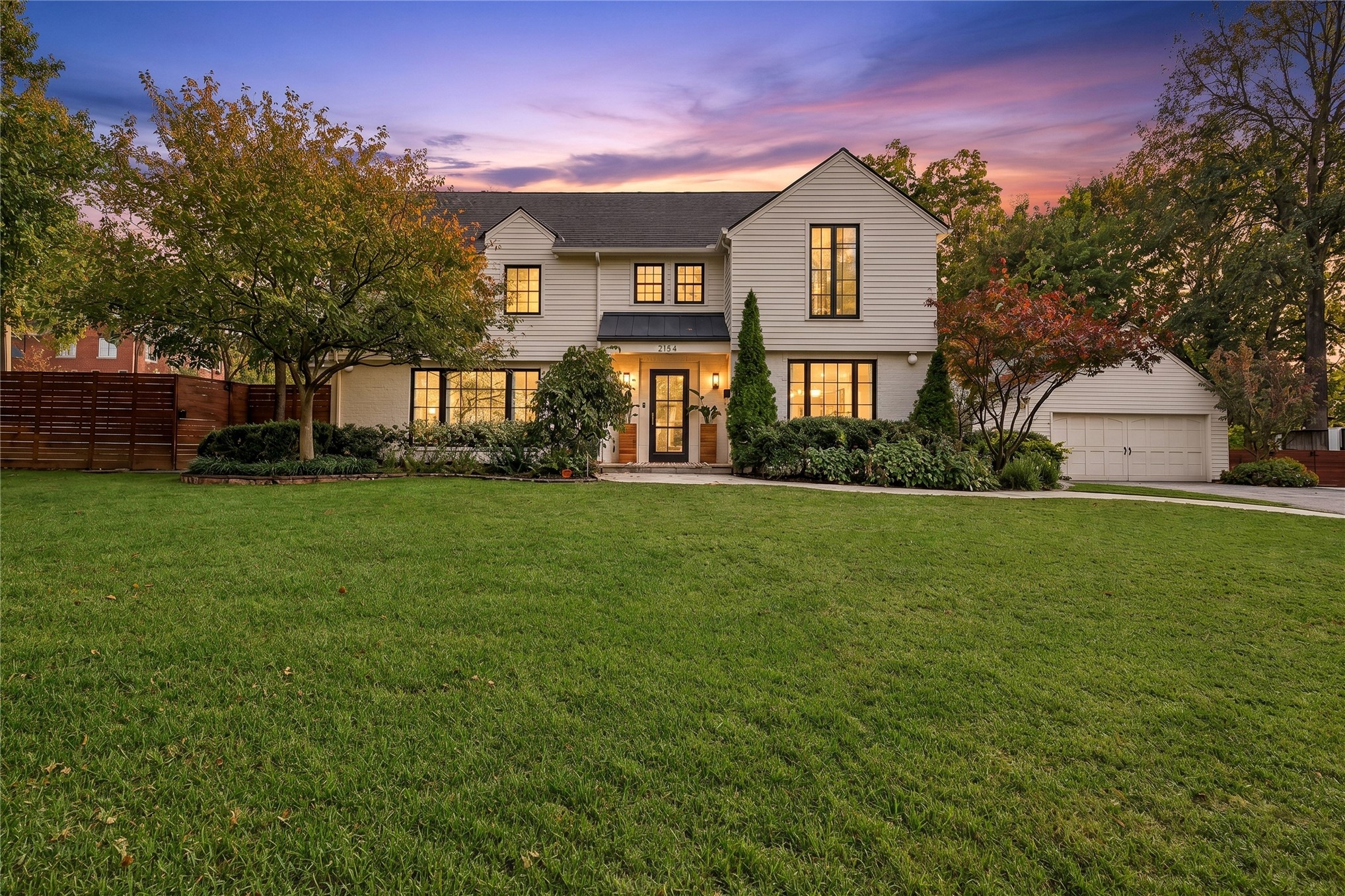 2154 E 31st Place Property Photo 1