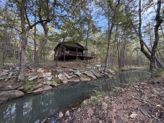415082 Blackberry Property Photo 1