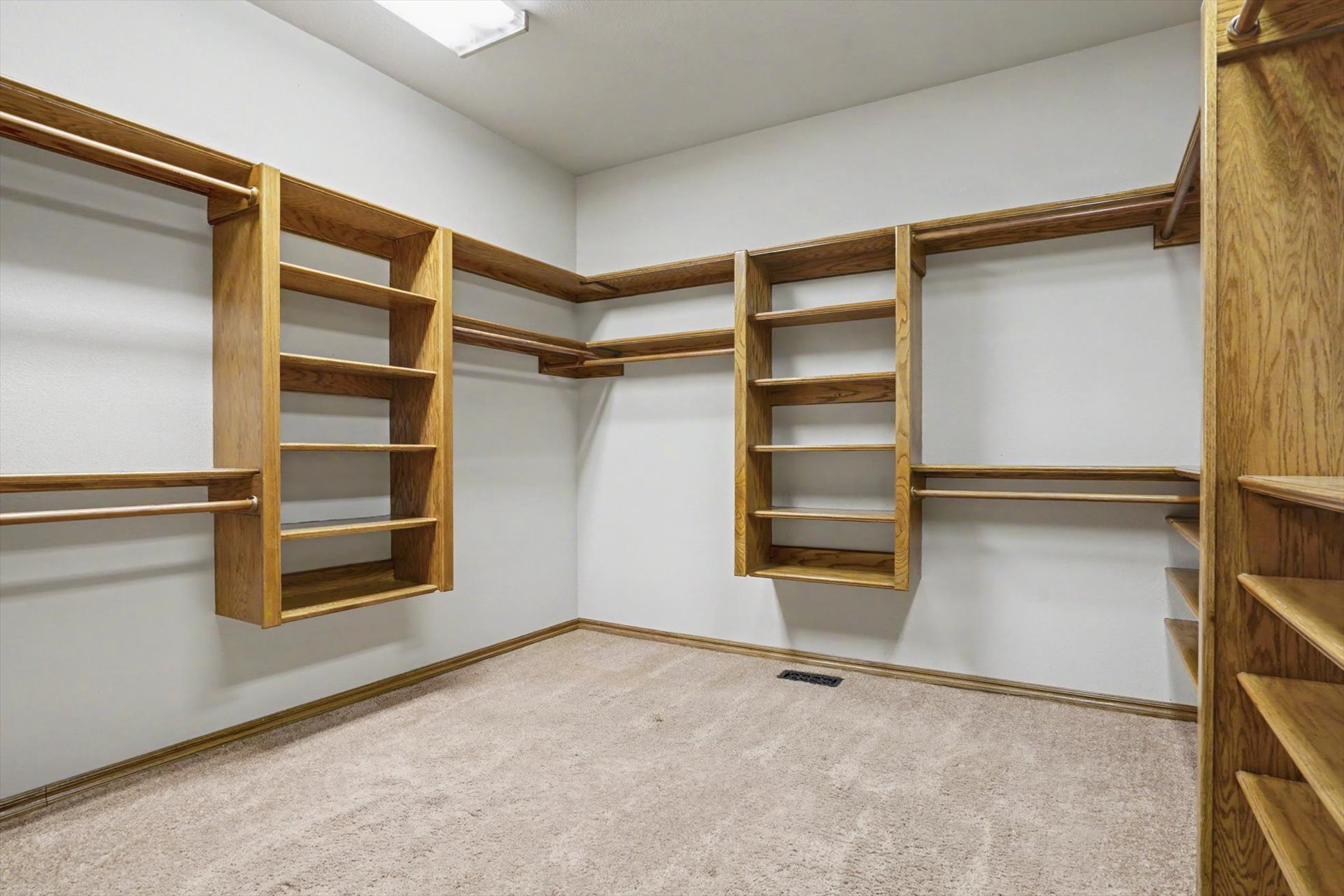 6100 W Phoenix Court Property Photo 21