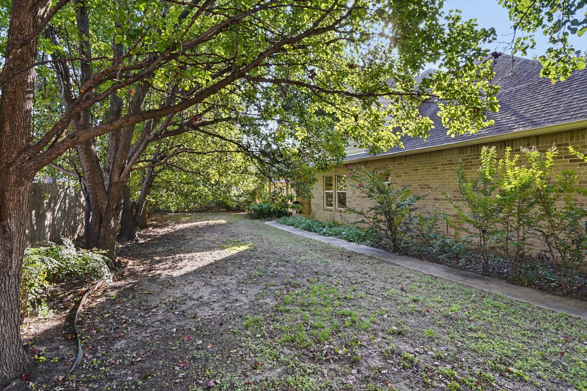 6100 W Phoenix Court Property Photo 38
