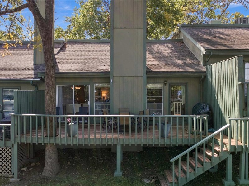 450779 E 341 52 Property Photo 1
