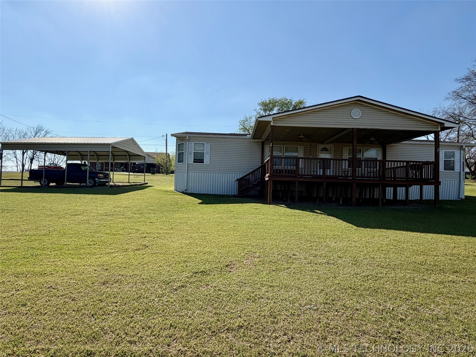 503 State Highway 70 N Property Photo 1
