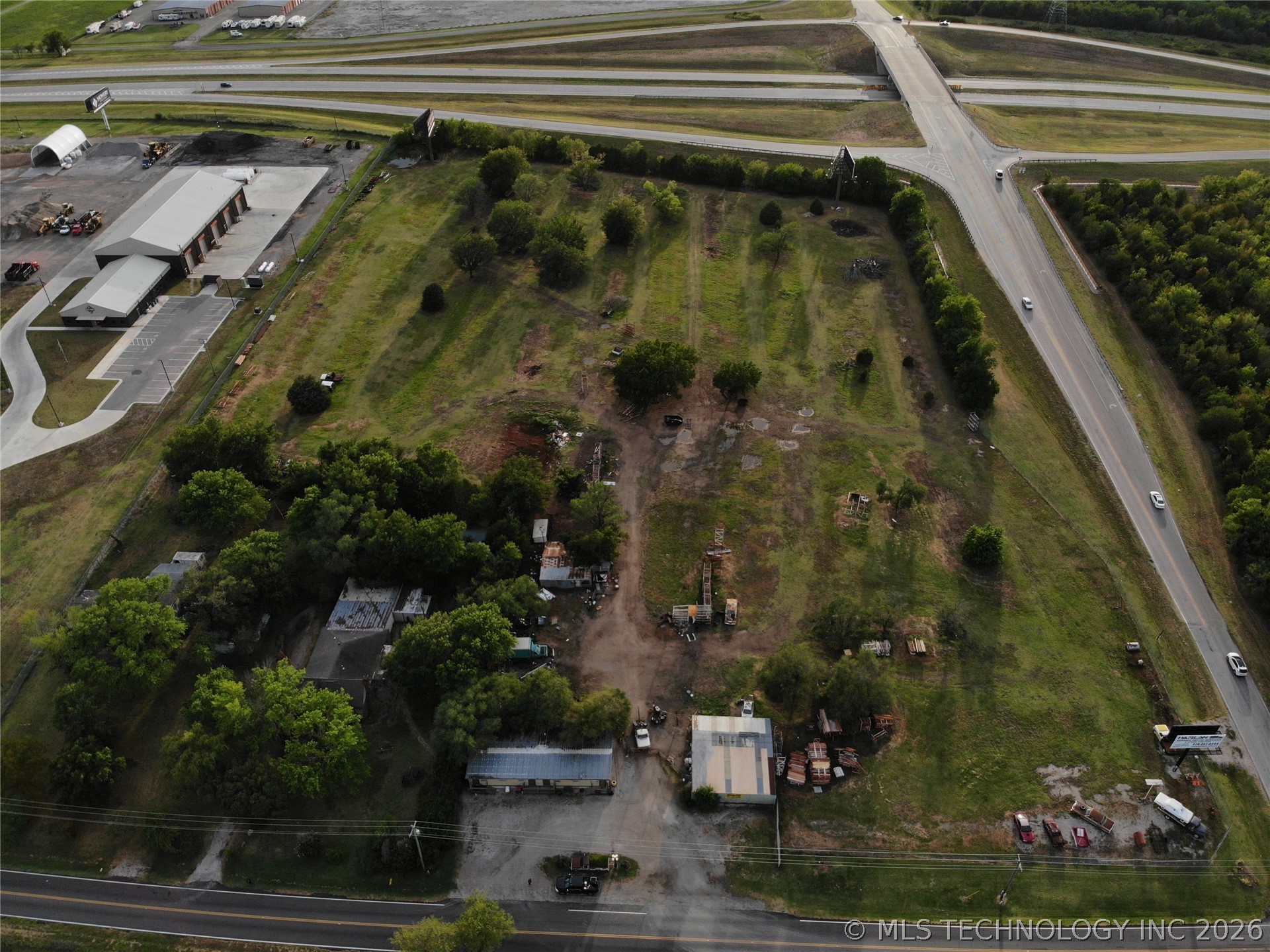 11506 N Yale Avenue Property Photo 1